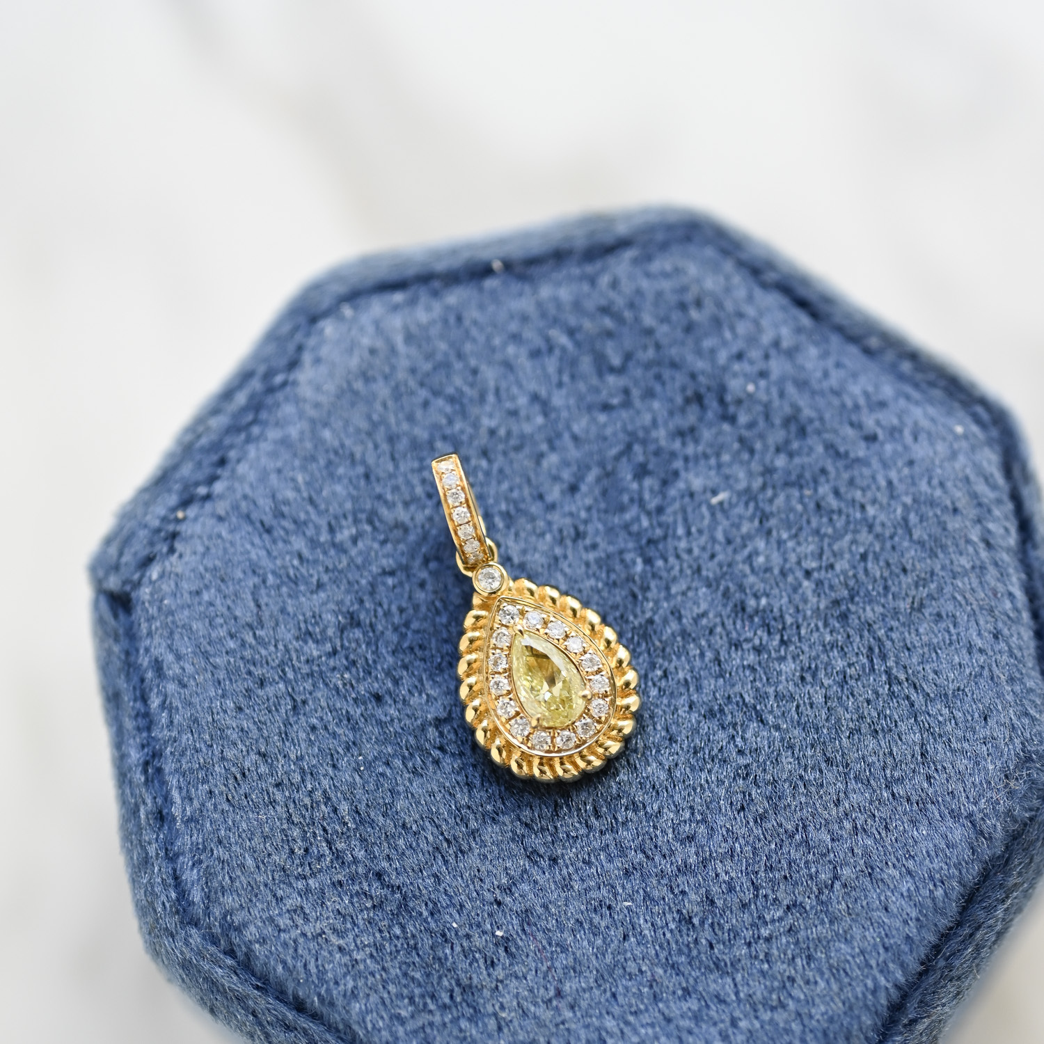 18K Halo Yellow Diamond Pendant ( multi-use buckle)