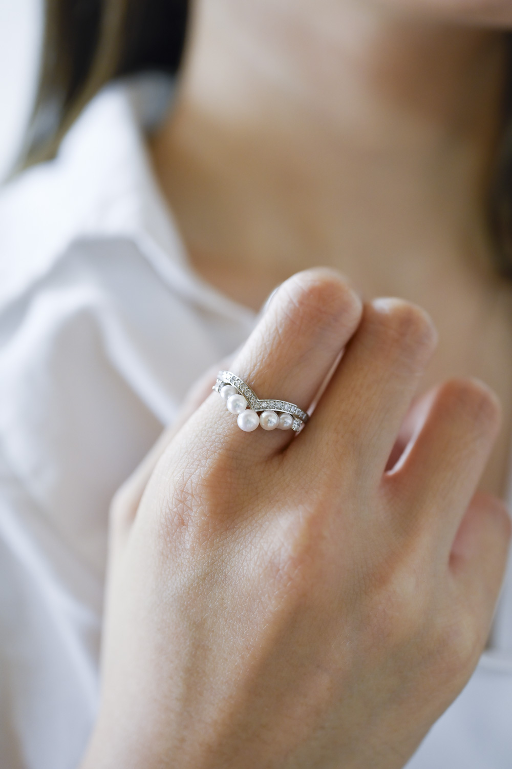 18K Elegance Crown Akoya Pearl Diamond Ring