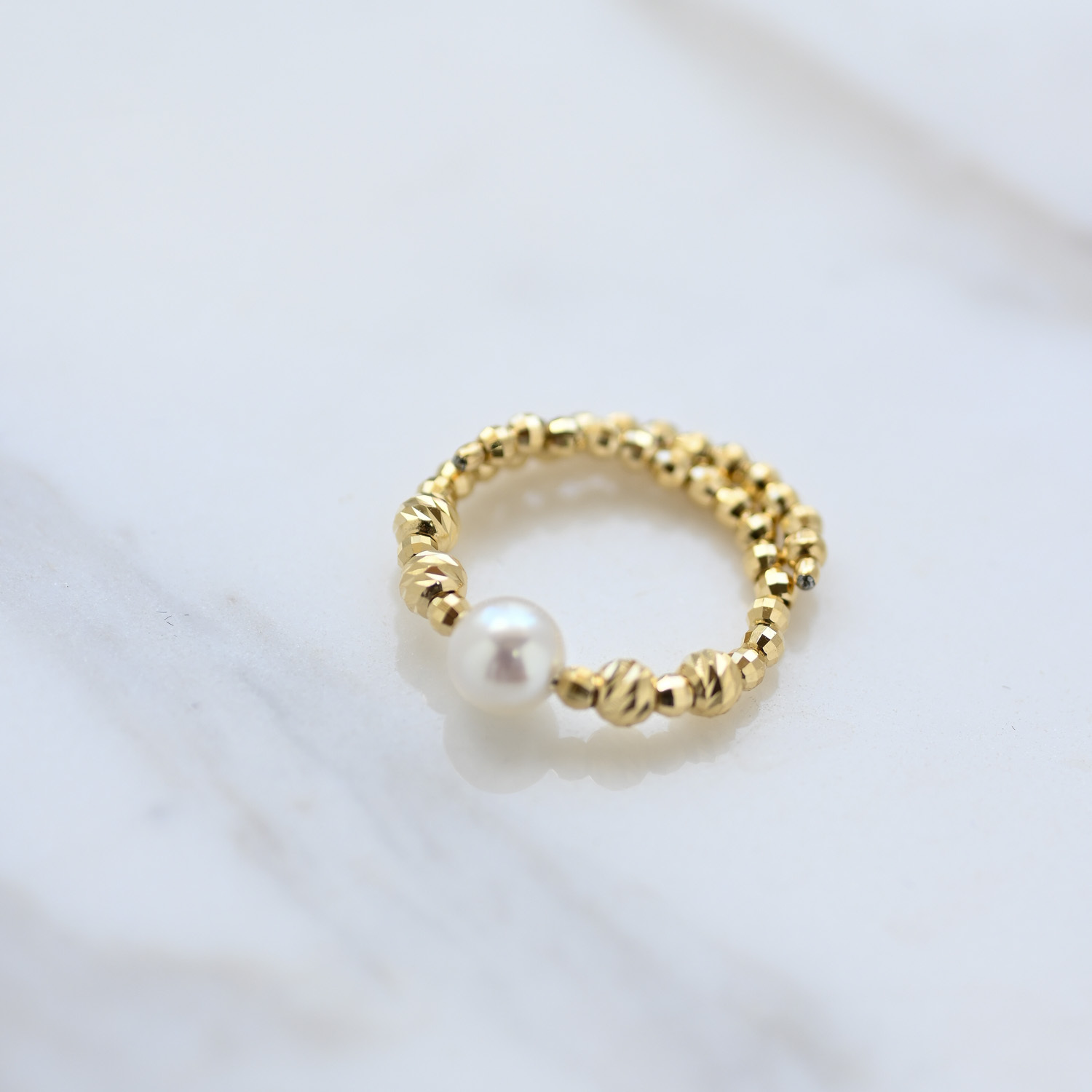 18K Single Pearl Akoya Elastic Ring