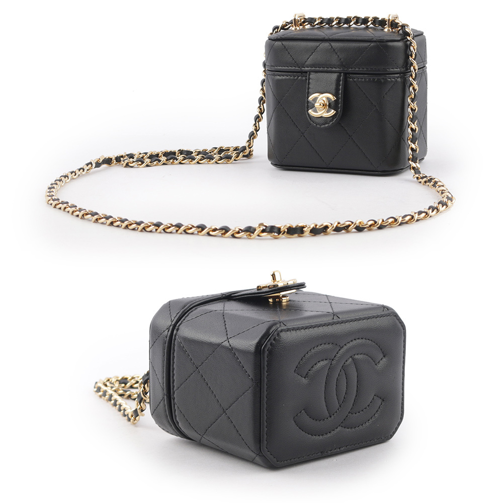 【CHANEL】金色CC Logo 縫線小羊皮設計迷你鏈帶小方盒(黑色) AP3459 B13477 94305