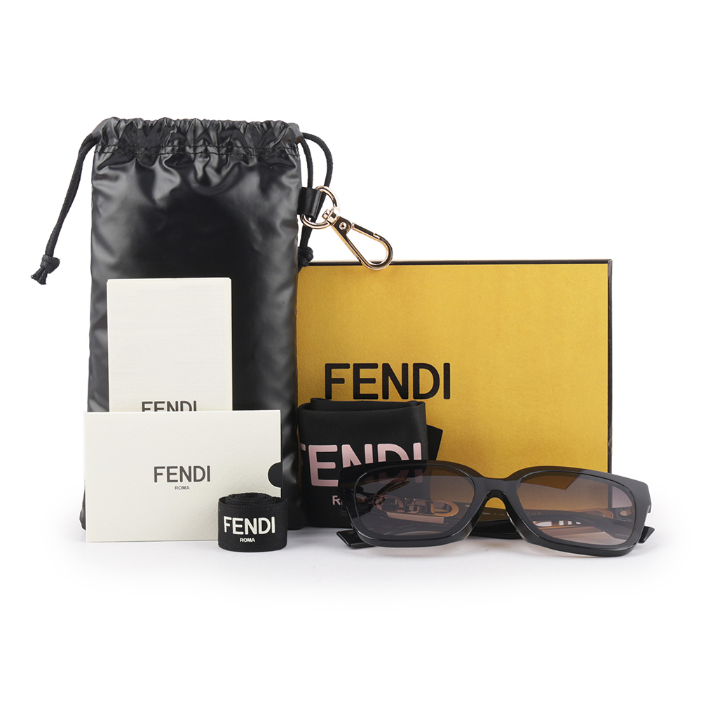 【FENDI】O'Lock 側邊鏤空太陽眼鏡(黑色) FOA211 V1R FO76B
