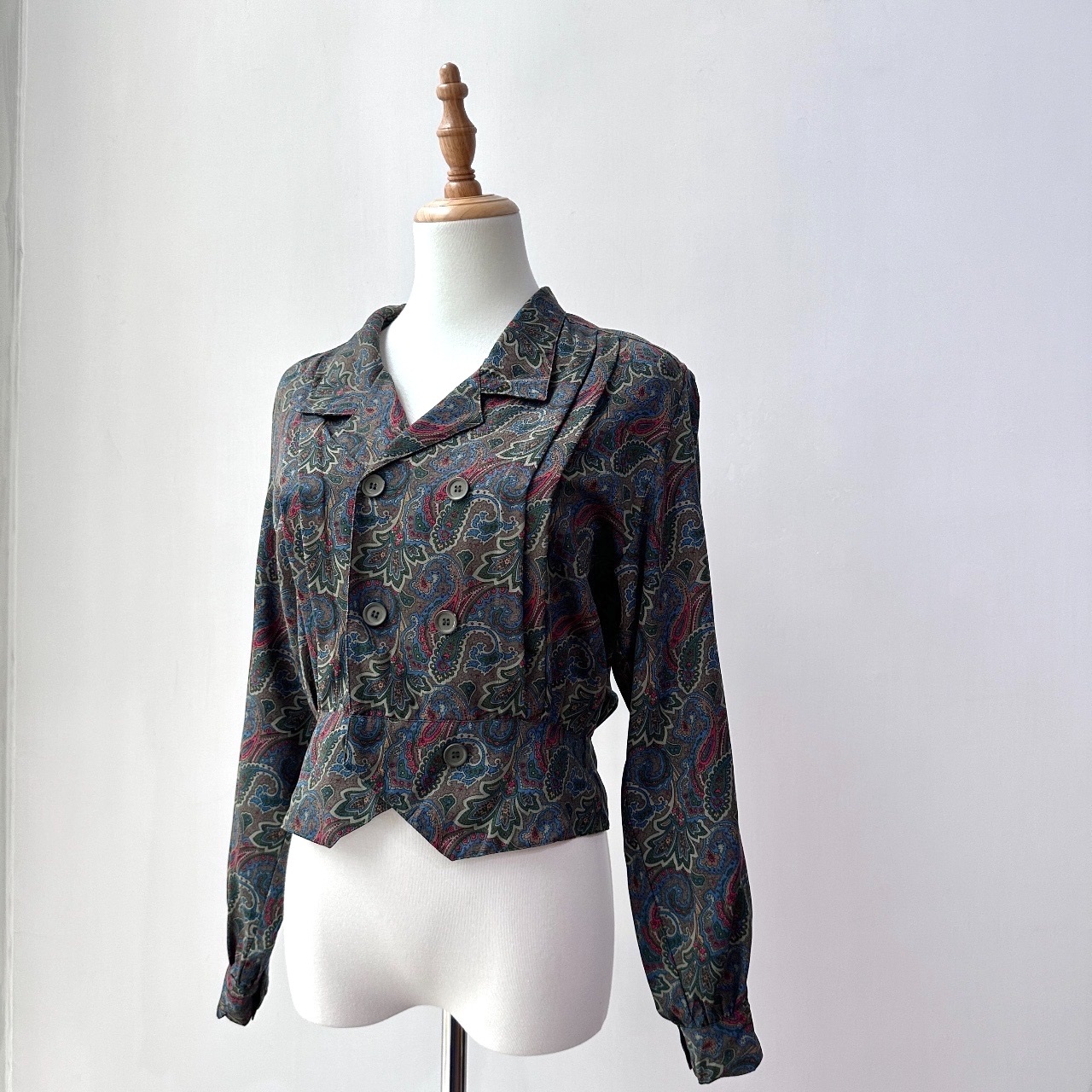 暗綠古典感腰果花修腰長袖上衣