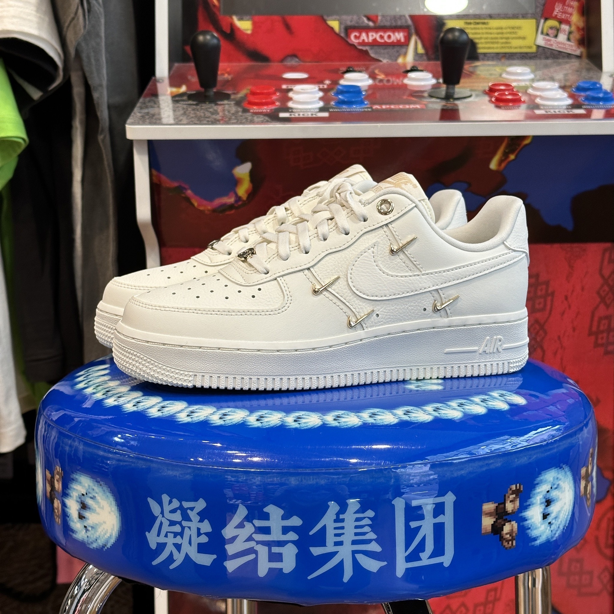 Nike Air Force 1 Mini Gold 小金勾 白底金勾 泫雅同款 女鞋 FV3654-111