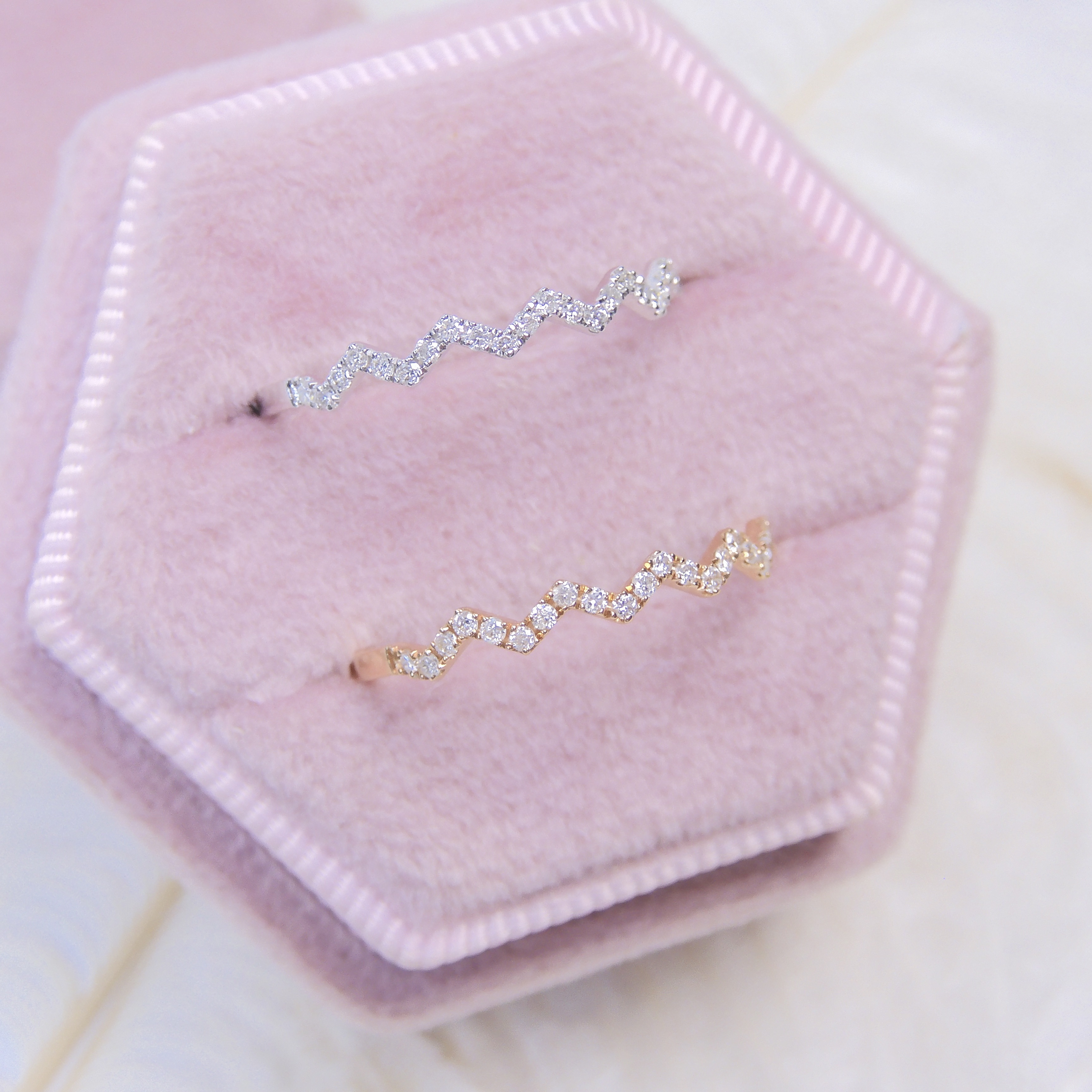 18K Gold 0.1ct Diamond Ring