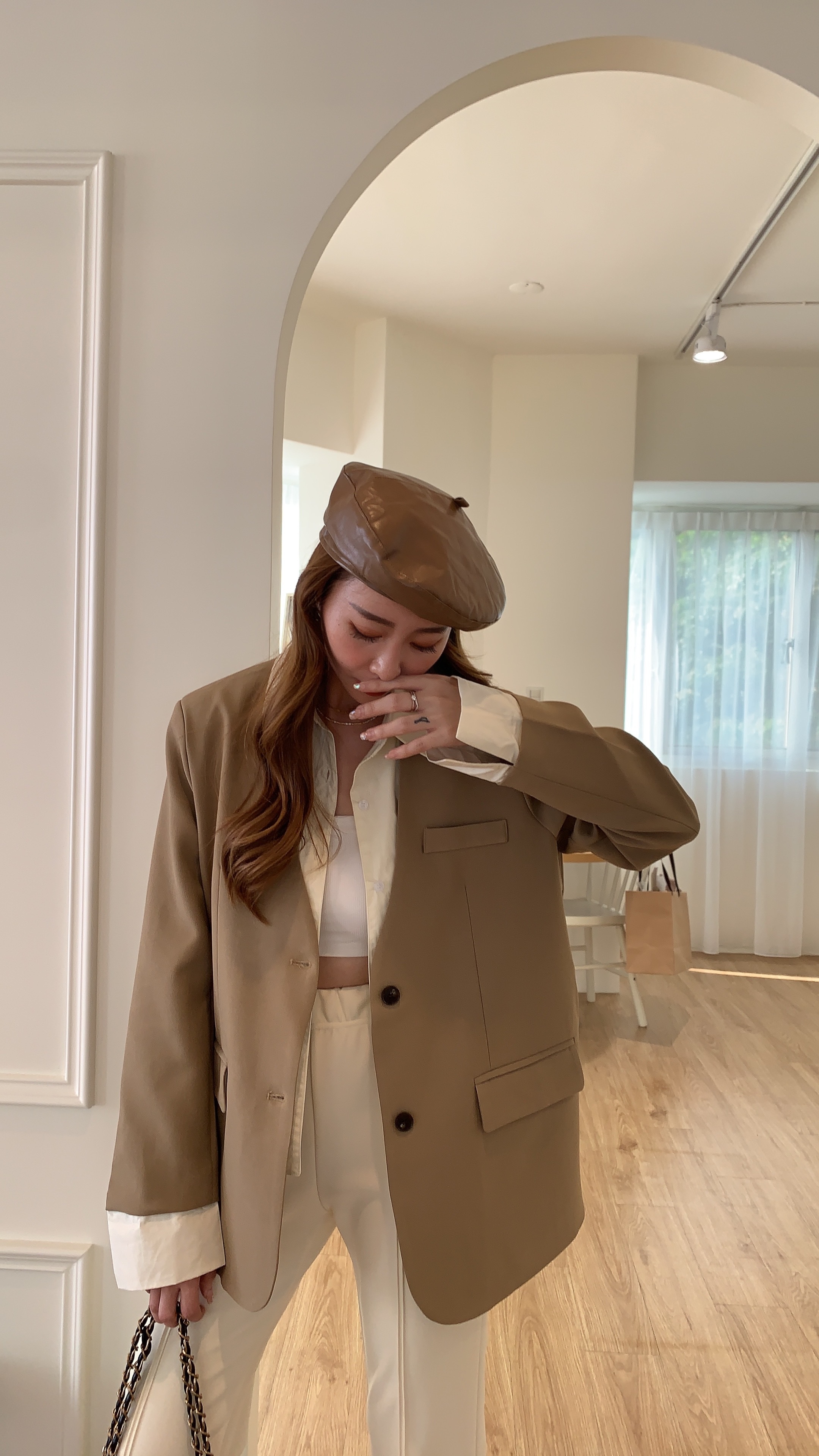 有一點帥！霧感皮革貝雷帽