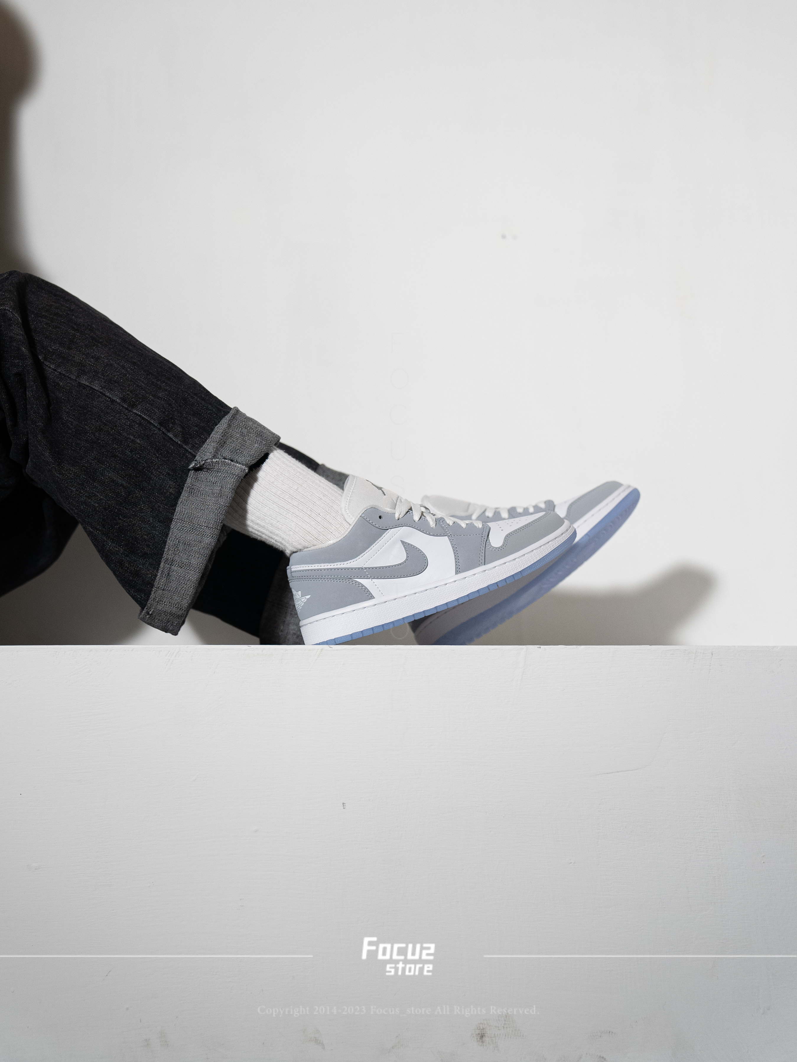 【Focus Store】現貨秒發 Nike Air Jordan 1 Low Wmns "Wolf Grey" 小Dior 小迪奧 灰白 DC0774-105