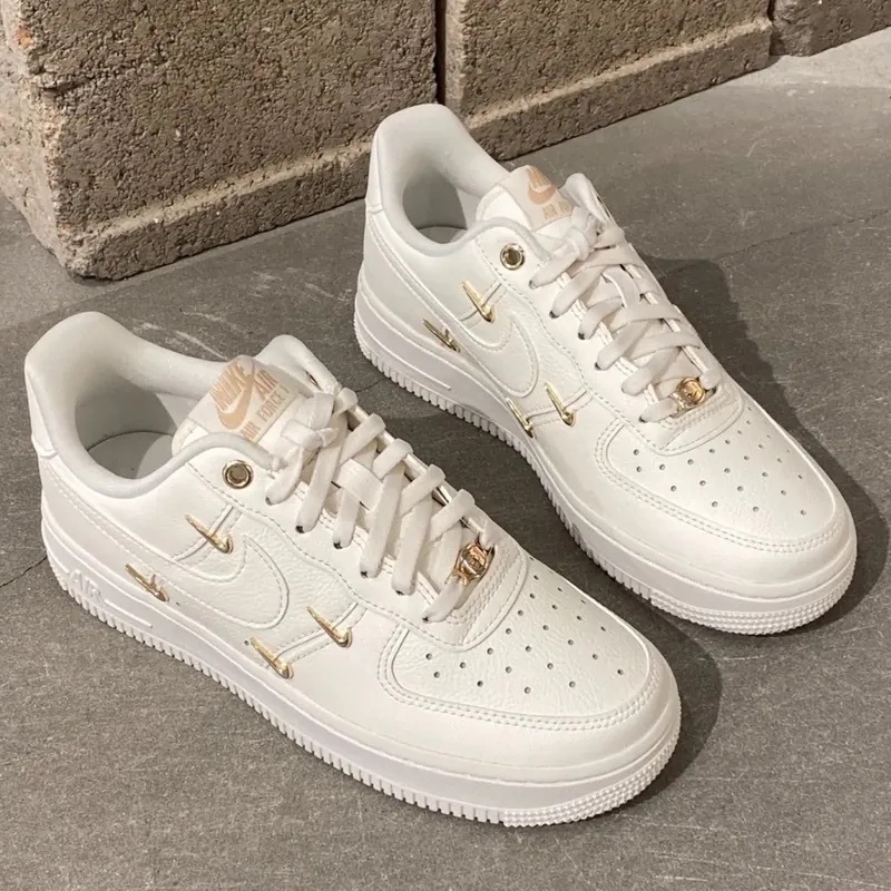 NIKE AIR FORCE 1 4 MINI SWOOSH