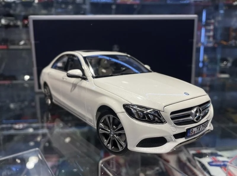 1/18 BENZ C CLASS 2015 NOREV 183476 White Diecast Model Toy Car Friends  Gifts