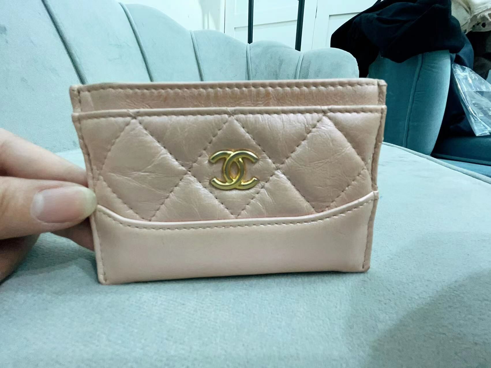 CHANEL 裸粉色卡包 -M