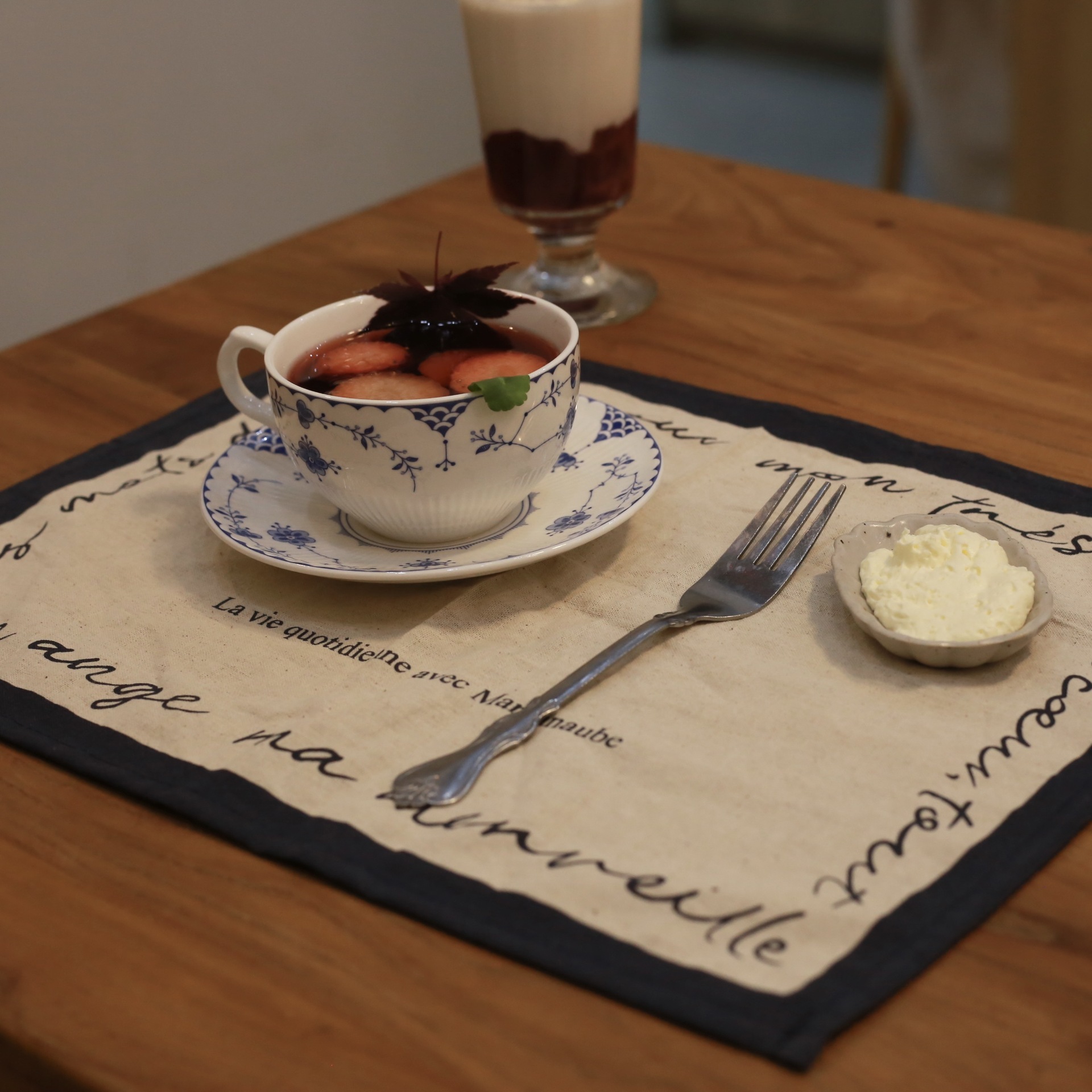 《3058》亞麻純色復古英文字母餐巾