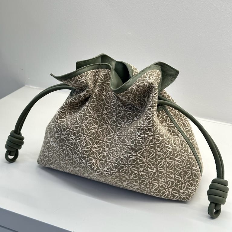 Outlet Loewe Medium Flamenco Bag