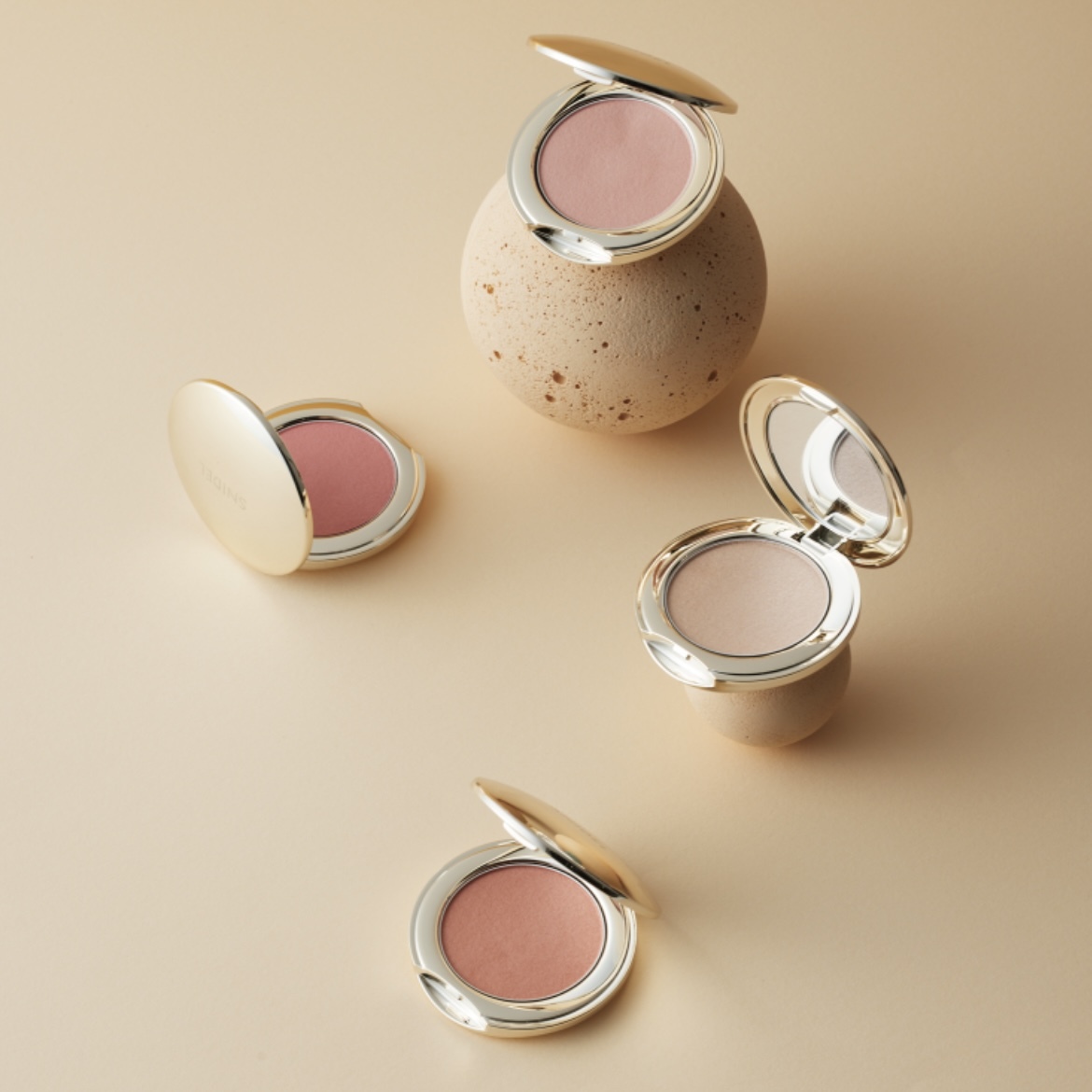 SNIDEL BEAUTY Skin Glow Blush 柔滑珠光胭脂 07-10色