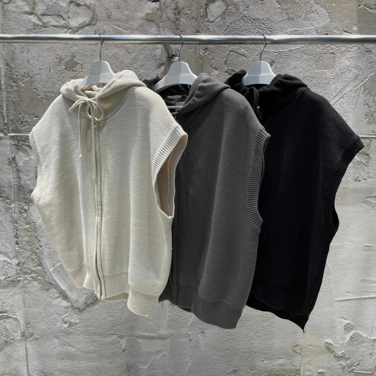 連帽拉鍊針織背心褸 WEEKEND-003V