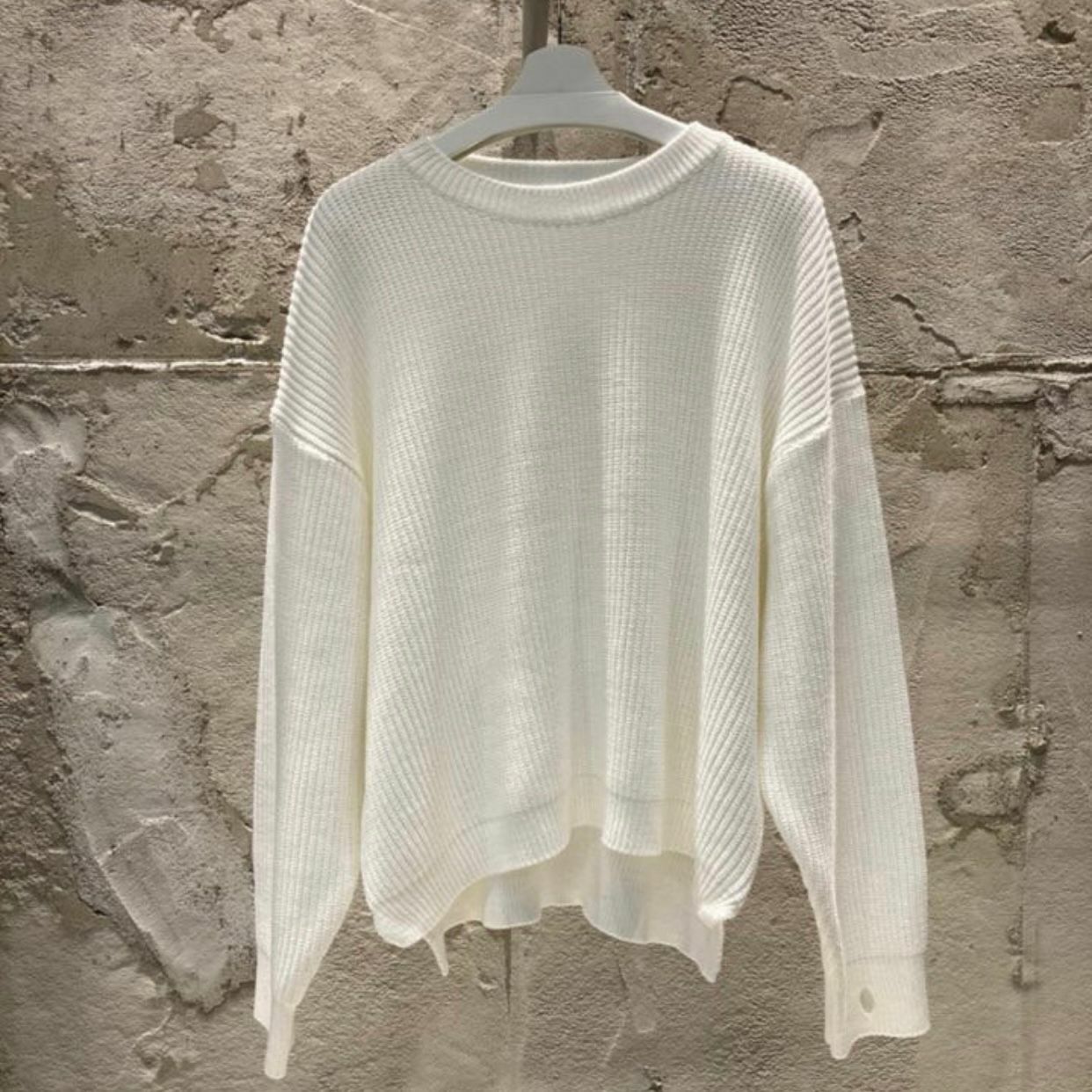 圓領暗直紋針織衫 WEEKEND-009T