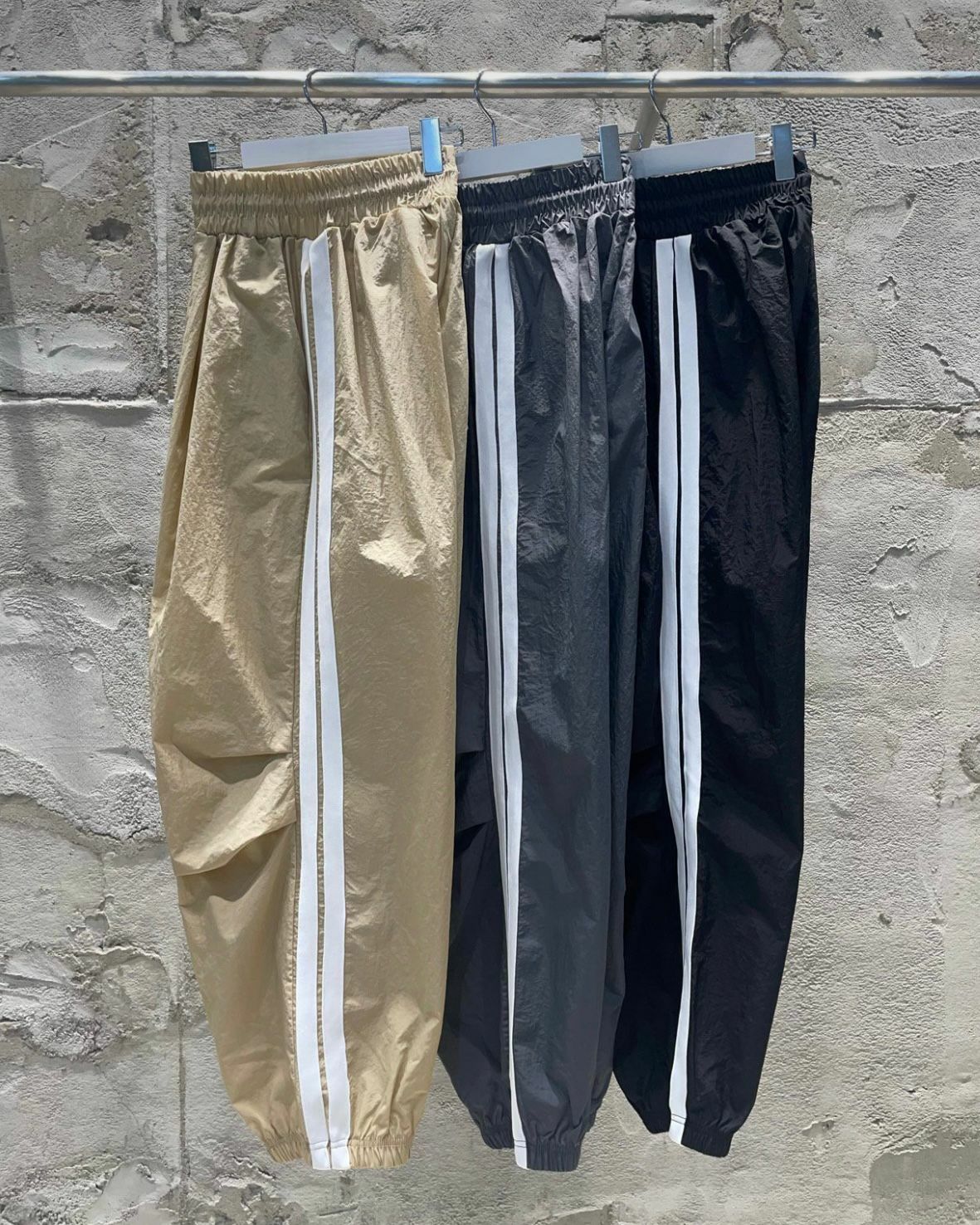 雙間鬆身束腳褲 WEEKEND-015P