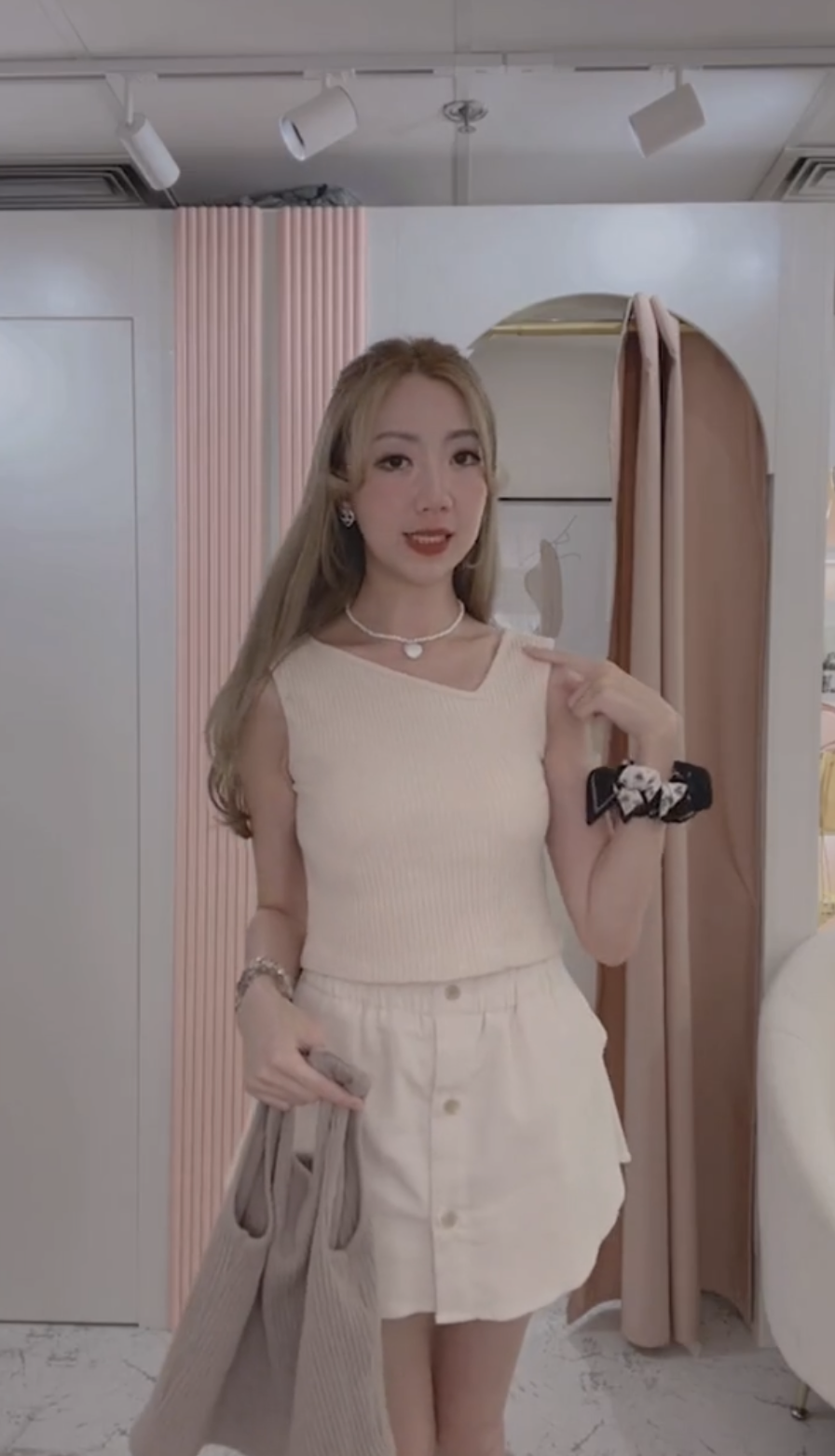 *MADE BY BJ2* THE MILK TEA STRIP DUO DAILY VEST