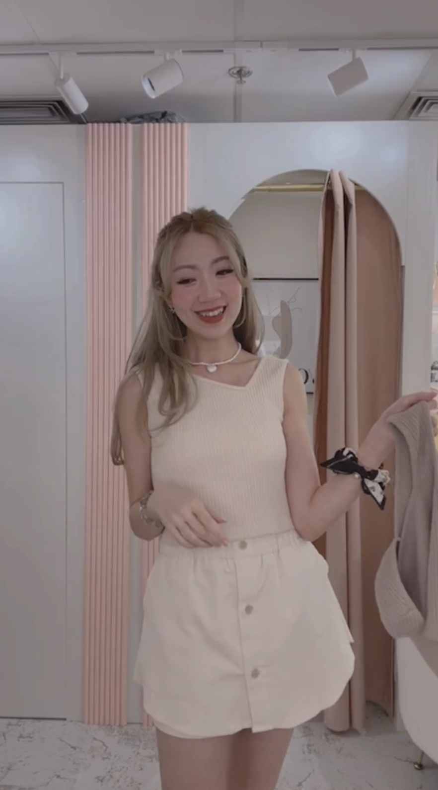 *MADE BY BJ2* THE MILK TEA STRIP DUO DAILY VEST