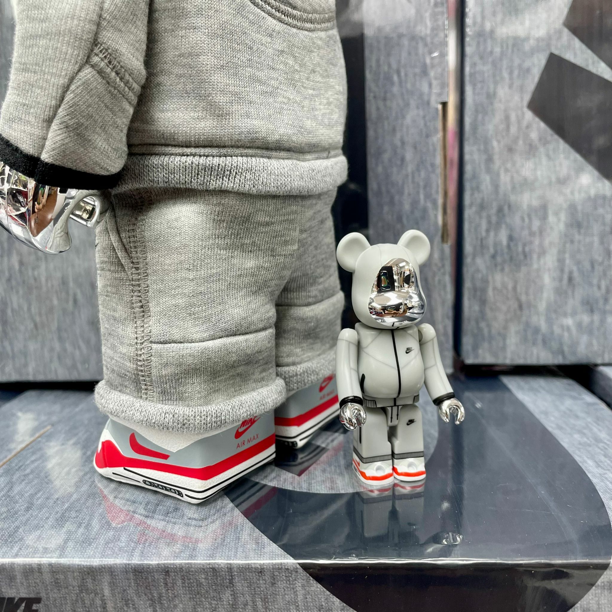 100%+400% NIKE TECH FLEECE N98