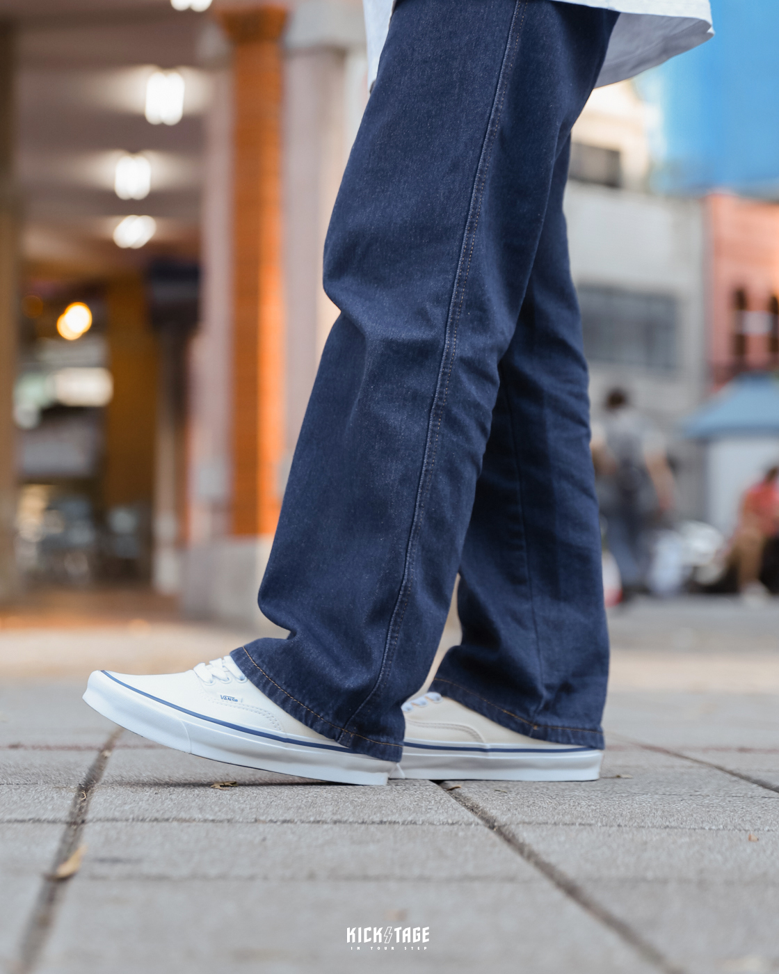 <特價商品，不退換>VANS VAULT OG AUTHENTIC LX 奶油白藍 帆布鞋 休閒鞋【VN0A4BV90RD】 0823