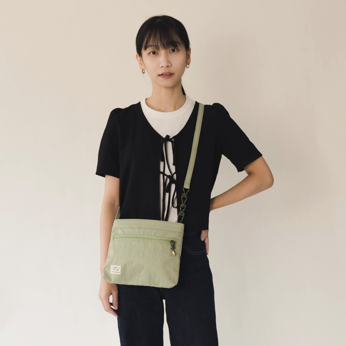 結繩橫式斜背包 (3色)｜NETTA