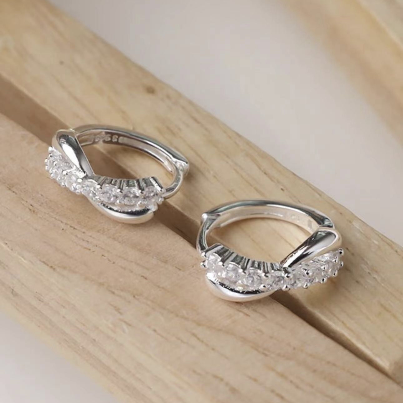 焦點．排鑽交叉純銀易扣