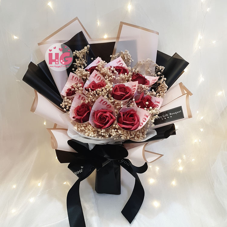 玫瑰鈔票花束,粉色黑色包裝,桃園花店,桃園婚禮小物,幸福禮物婚禮小物花店,10-red-rose-soapflowers-banknotes-bouquet-pink-and-black-wrapper