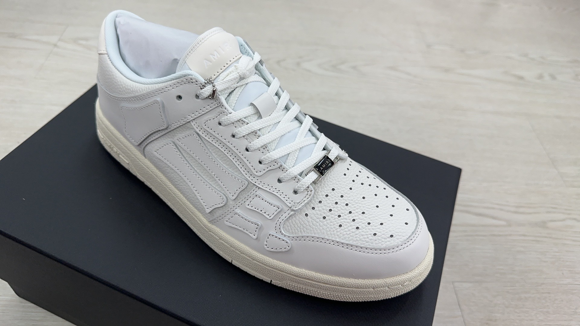 Amiri 白色波鞋 -M