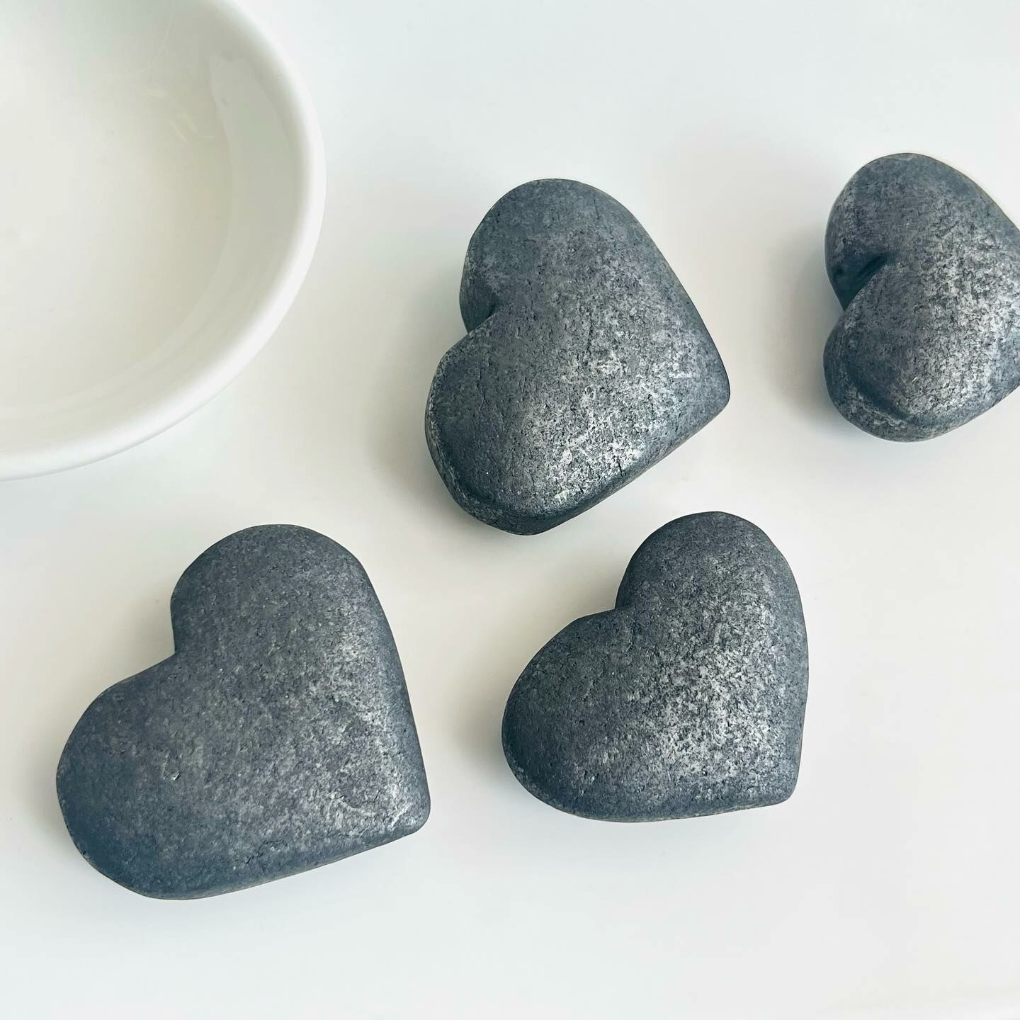 [原石] 次石墨 愛心