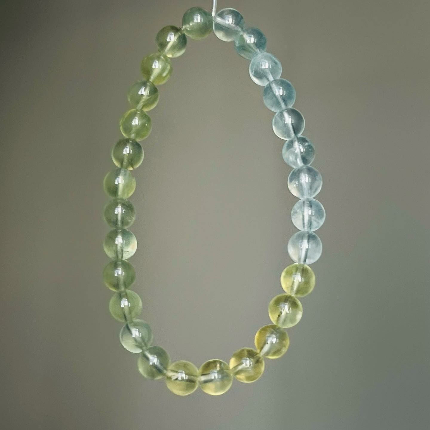 [原石] 收藏級金葡萄石漸變 水晶手串（附證書）