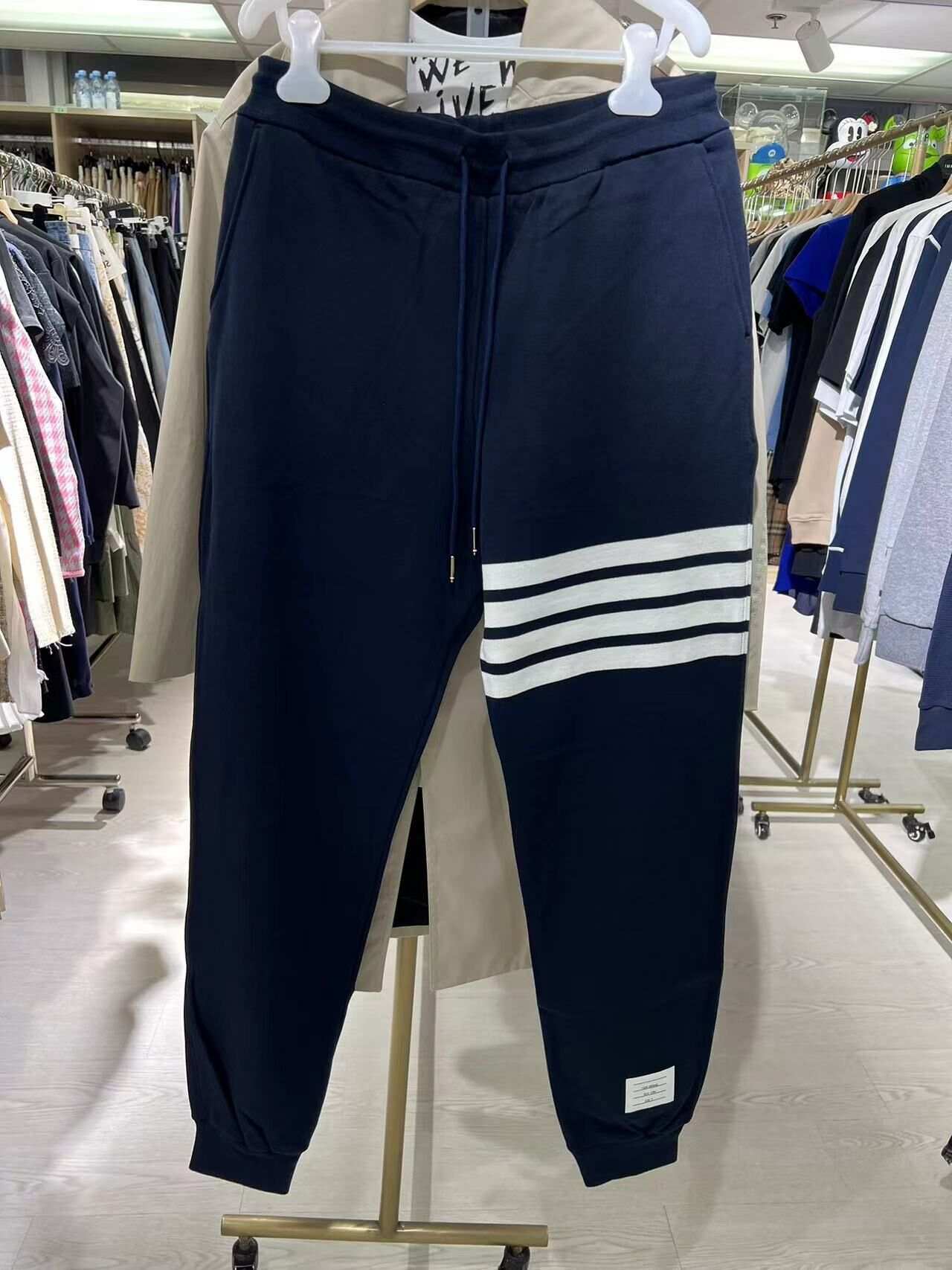 Thom Browne 經典深藍色四間長褲 -M