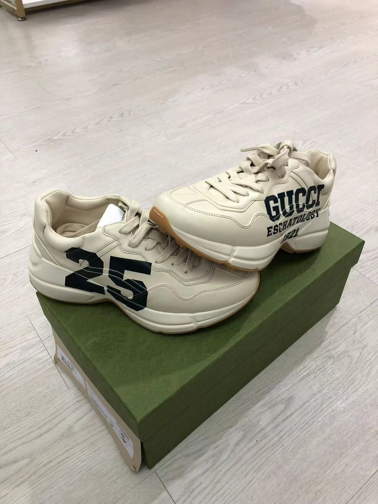 Gucci 運動鞋 -M