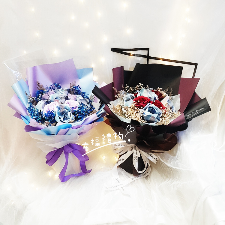 鈔票花束,玫瑰花滿天星鈔票花束,有錢花,桃園花店,桃園婚禮小物,five banknote roses + four roses soap flower banknotes money-bouquet
