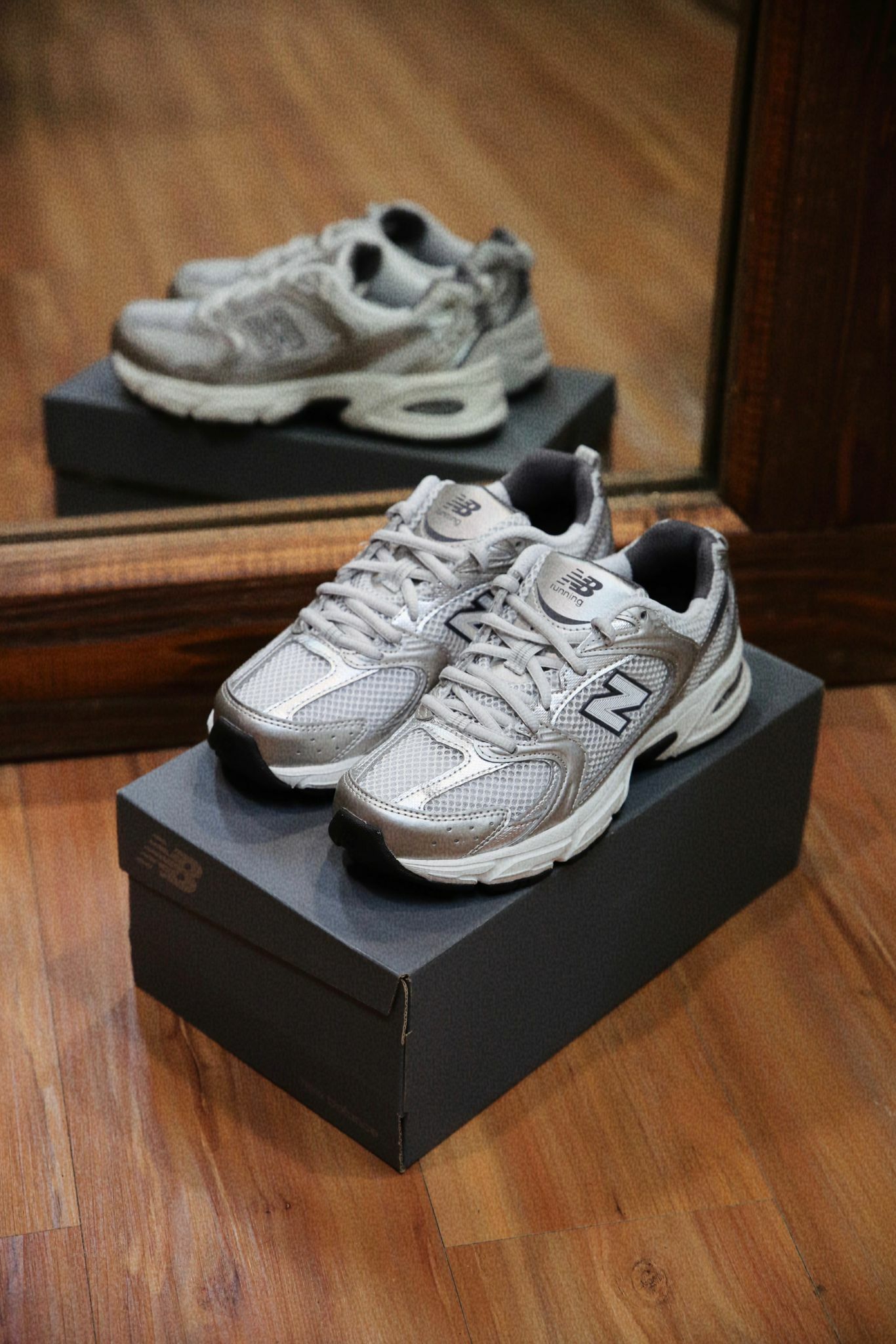 {現貨}New Balance MR530LG Grey Matter / Silver Metallic