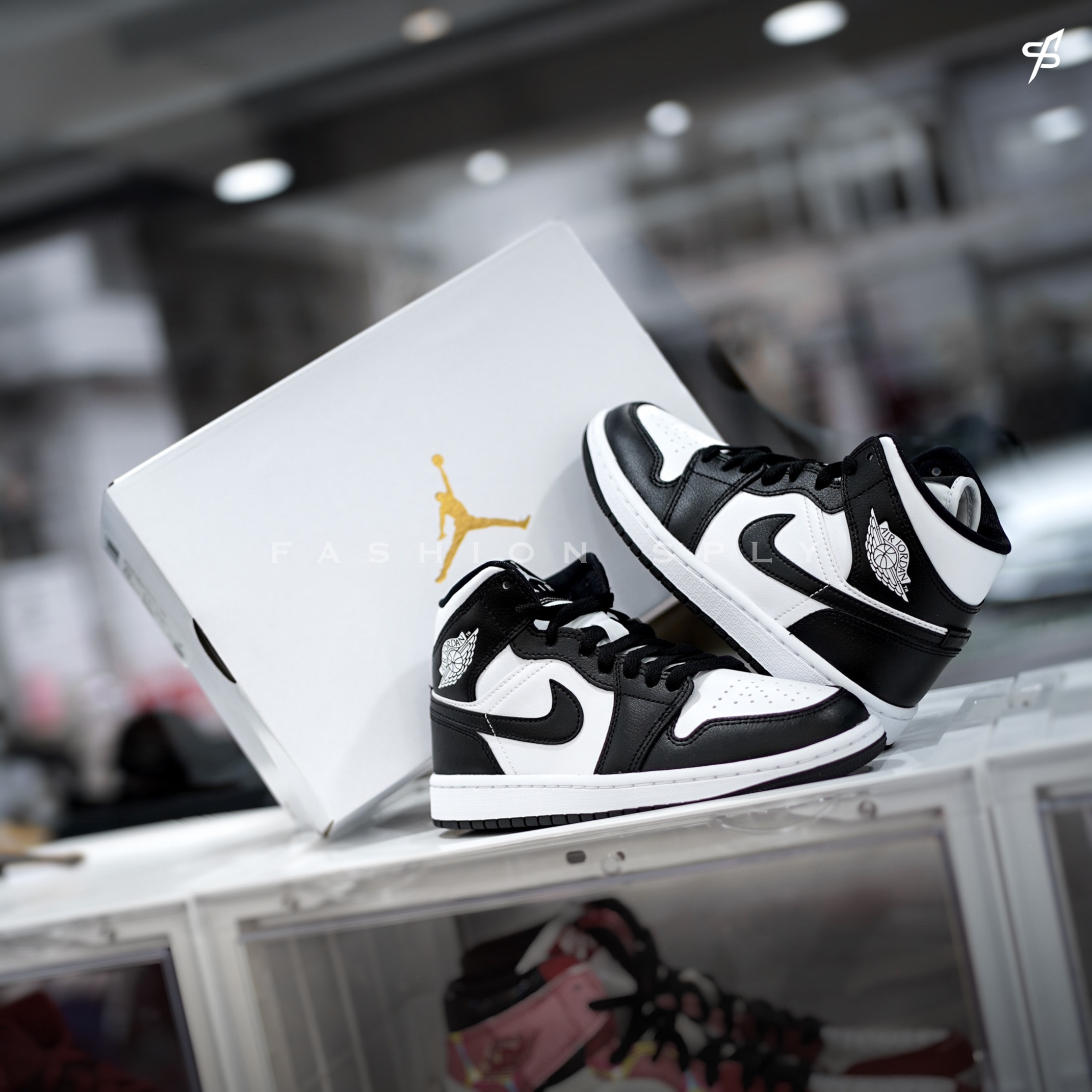 W Air Jordan 1 Mid Panda 熊貓 DV0991-101