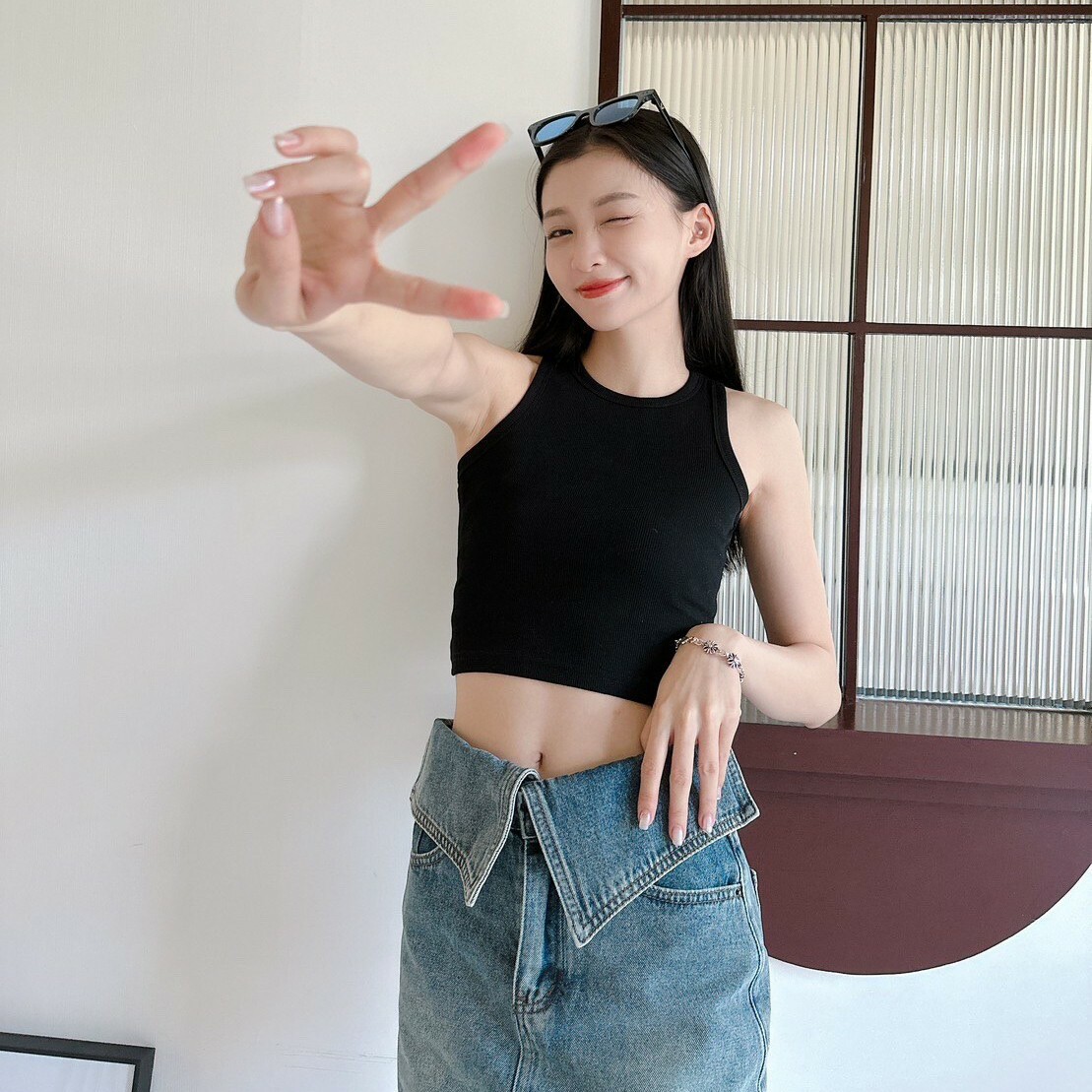 #18760 彈性短版螺紋削肩背心