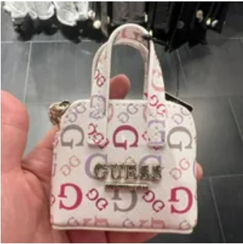 [S] GUESS 21GF212 MINI DOME KEYCHAIN,RAINBOW LOGO, 885503056156 (SGU460)