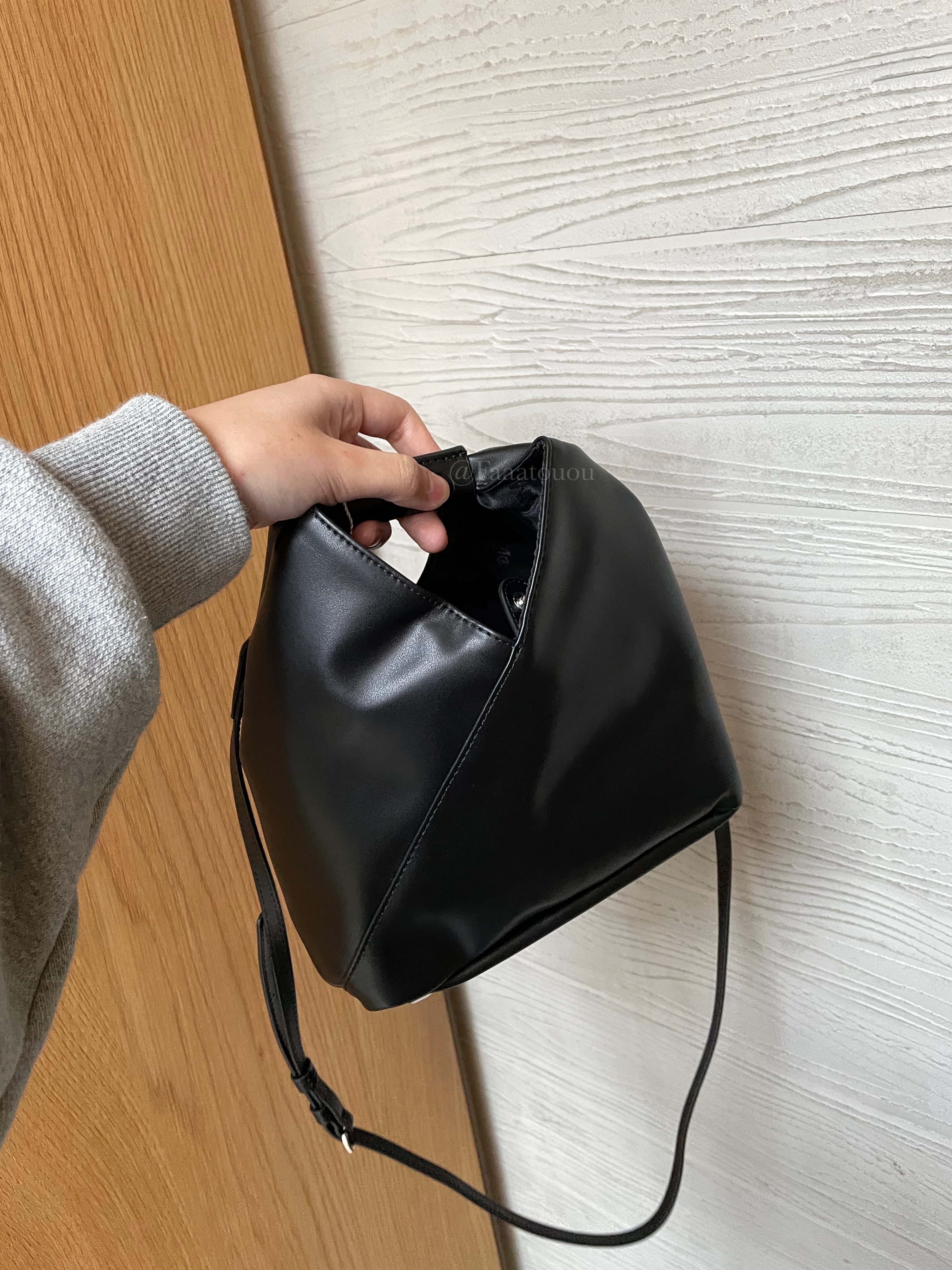 MM6 Maison Margiela - Japanese classic crossbody bag