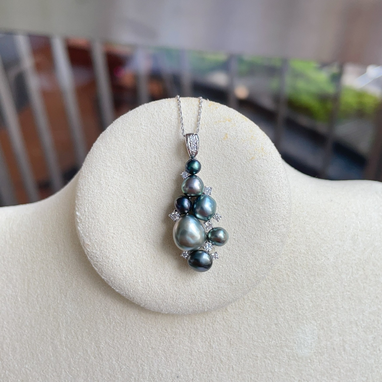 18K金野生Keshi無核大溪地黑珍珠鑽石吊墜+項鏈