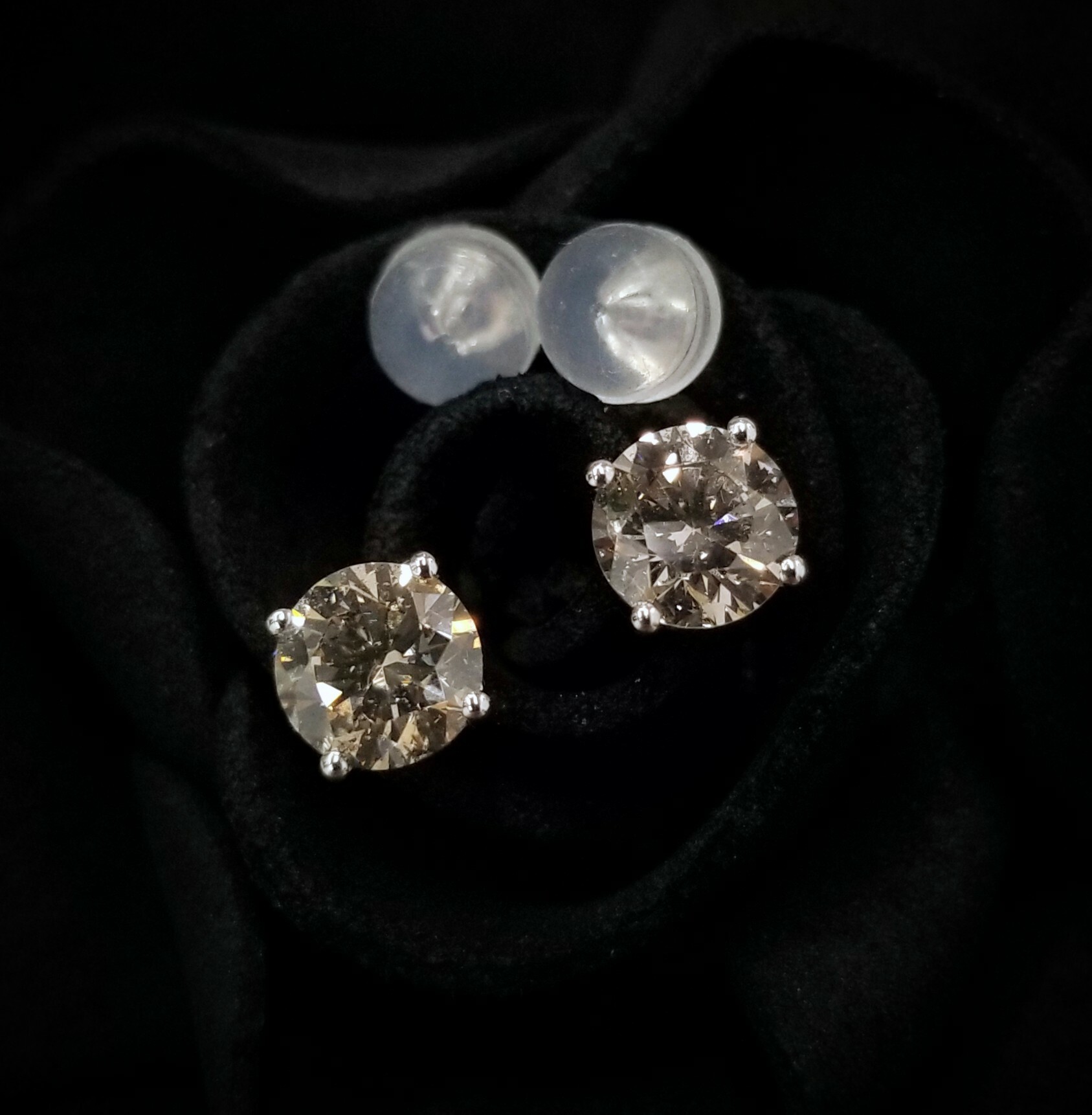 全新18K白金【主石1卡50份鑽石】耳環