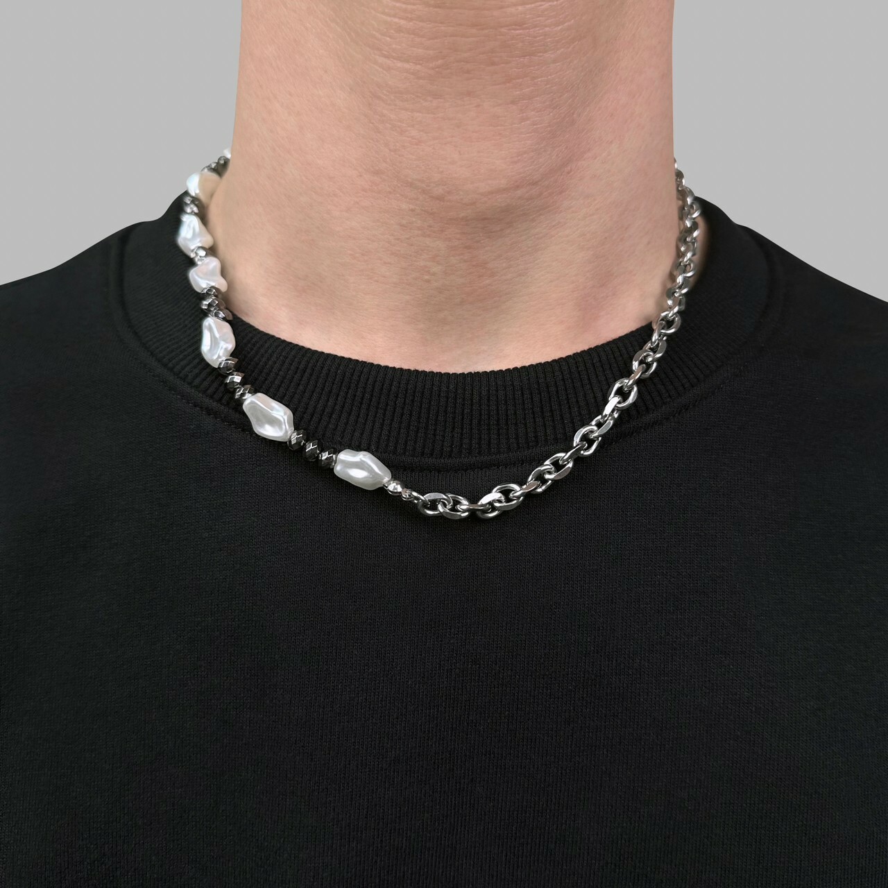 RENAISSANCE 黑白寶石鏈條項鍊 ‘’ Odd Shaped Beads Necklace ‘’