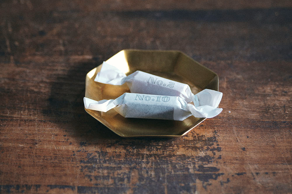 fog - 黃銅八角盤 / S