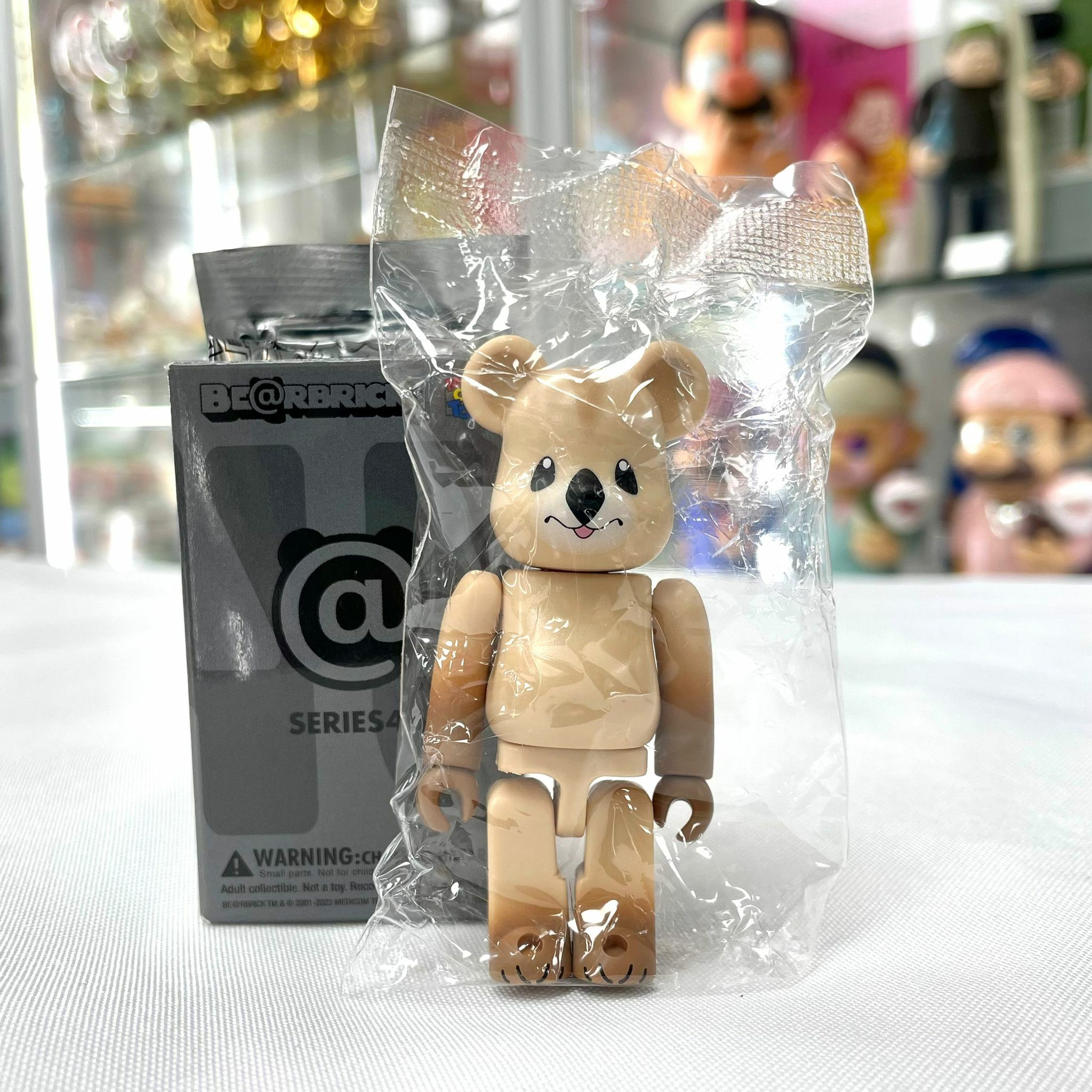 100% Bearbrick BE@RBRICK Series 46 クアッカワラビー 短尾矮袋鼠    ( MEDICOM TOY )