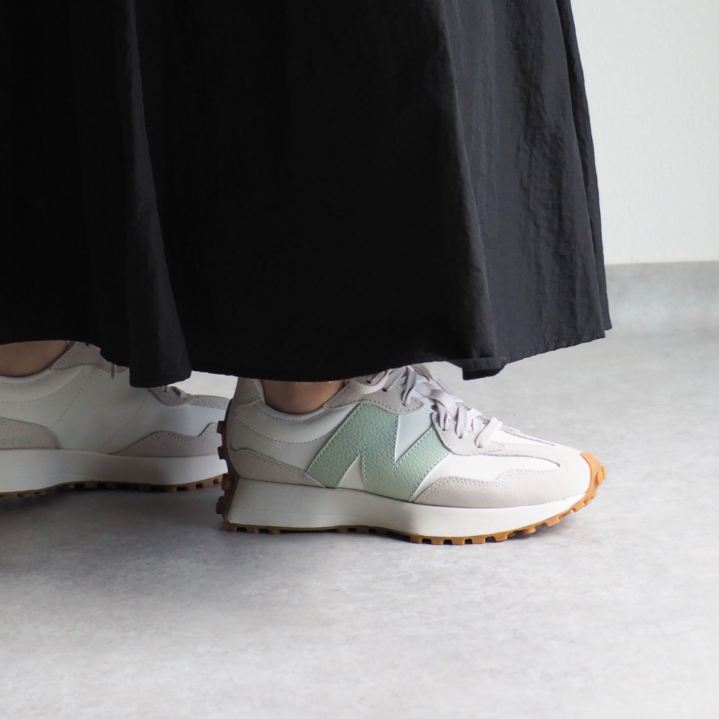 NEW BALANCE 327 NB 薄荷綠 焦糖底 女鞋 WS327OU / 現貨+預購