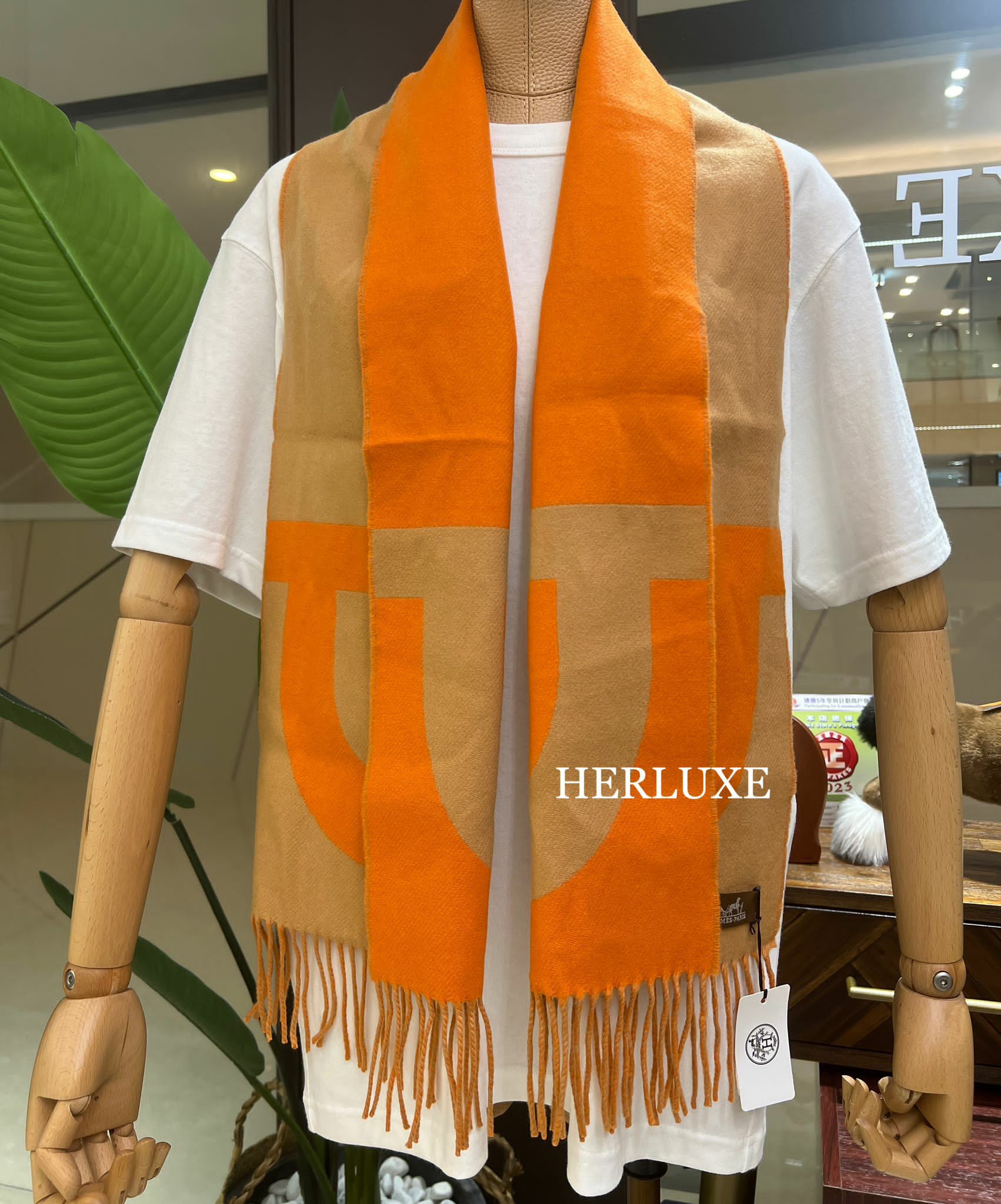 Casaque Grand Mors muffler Camel / Orange 30 x 140 cm