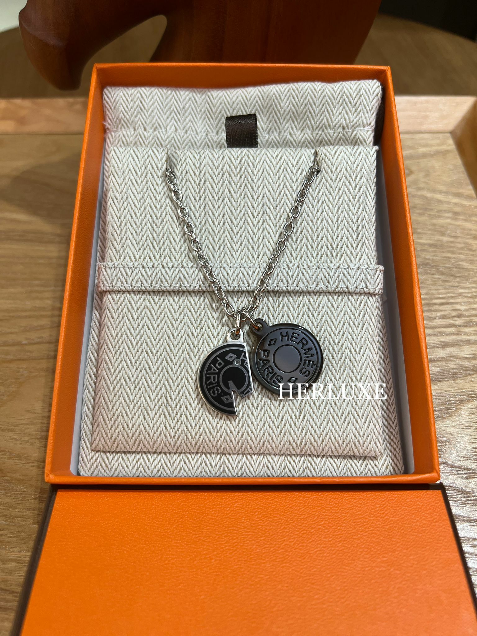 Collier carrousel corne buffle 89 noir