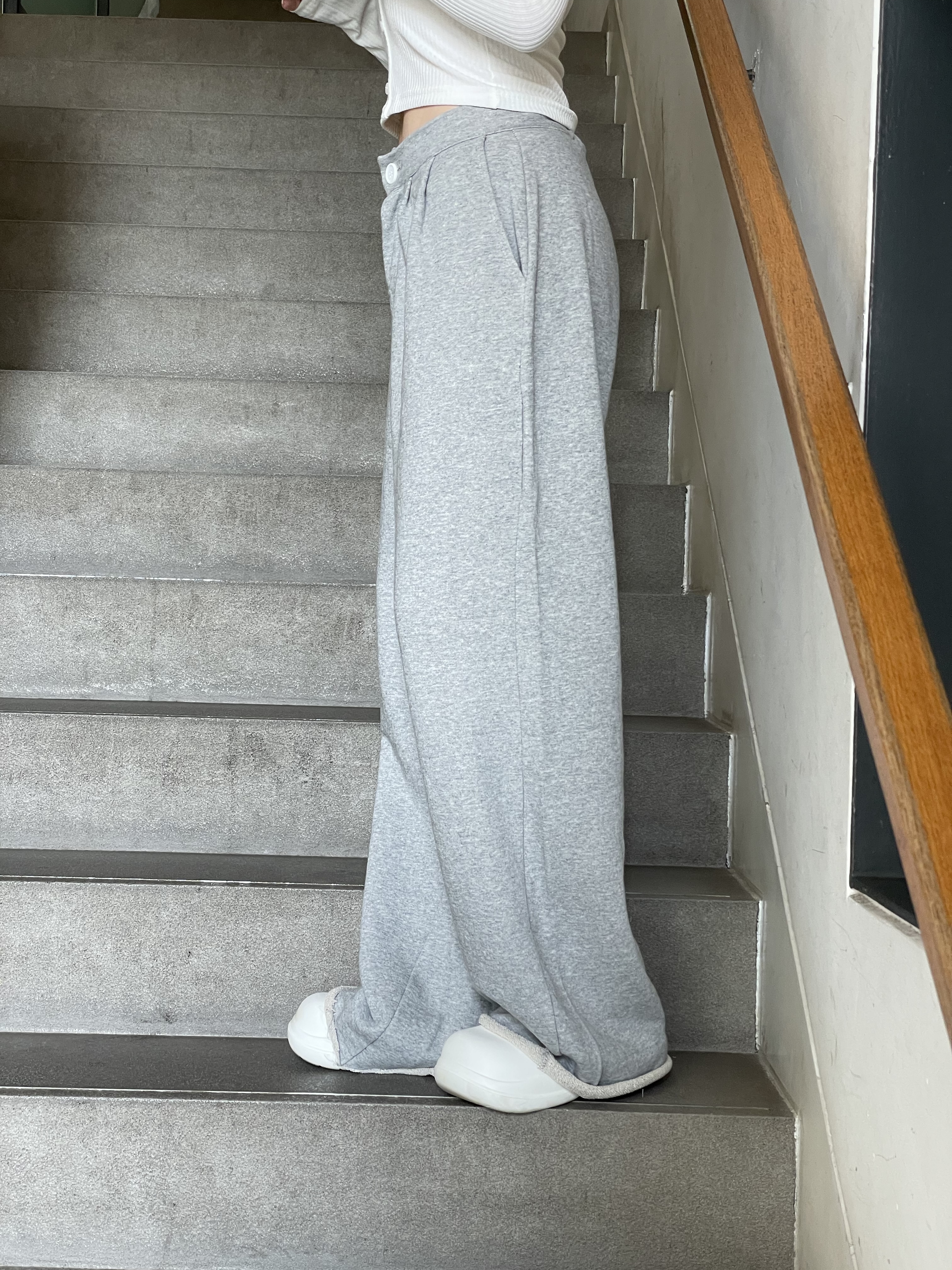 (現貨)  闊鬆高腰棉褲 P1001 (灰/黑)