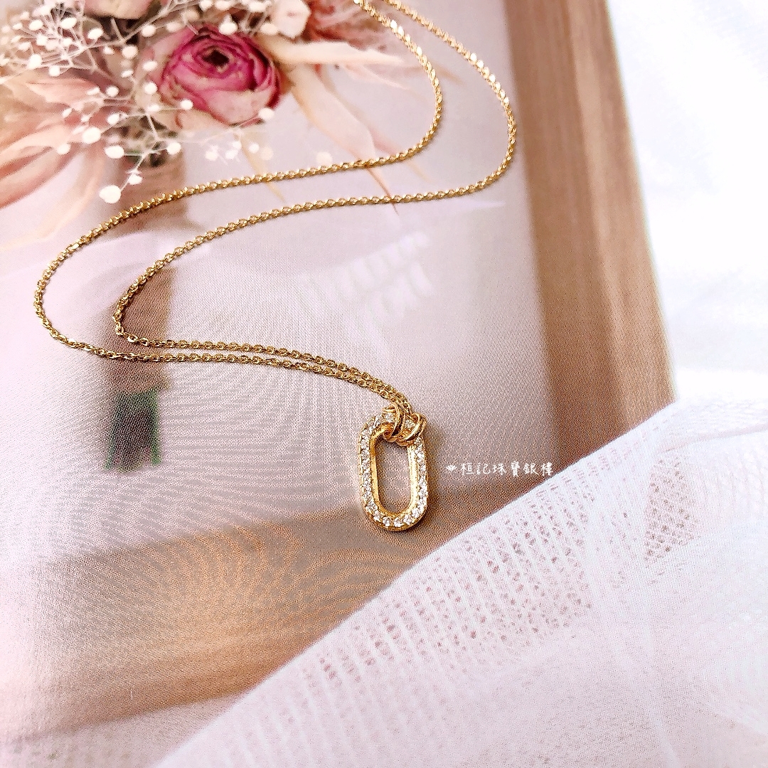 璀璨目光 黃金項鍊