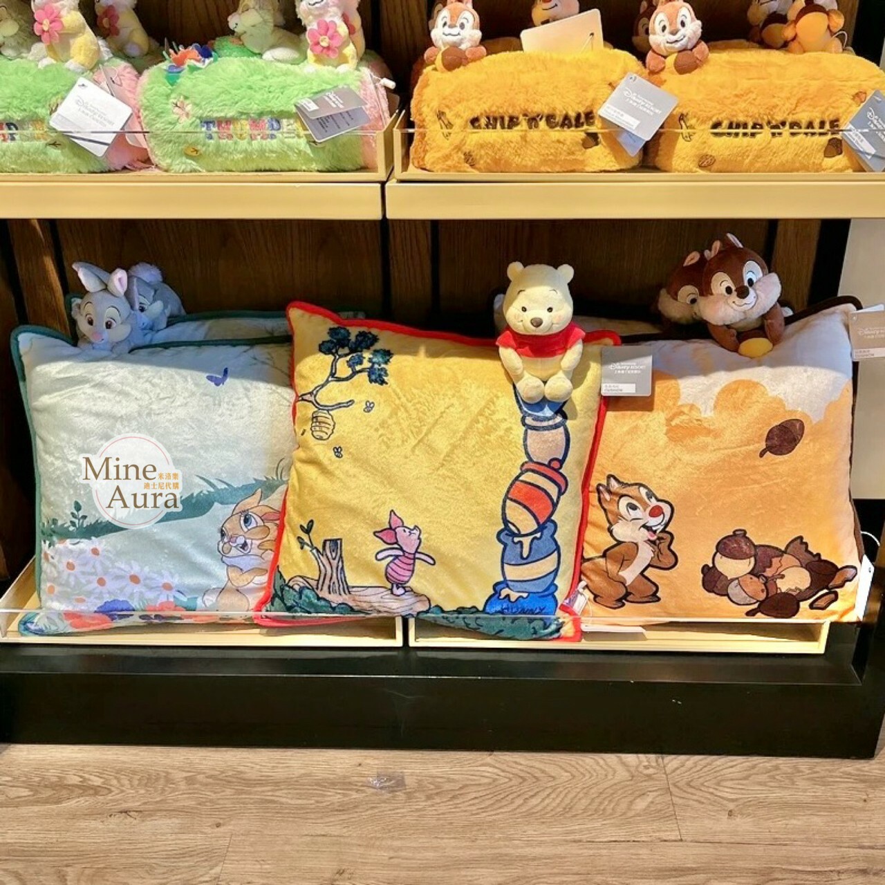 小熊維尼 Winnie the Pooh 絨毛公仔 造型 抱枕 靠墊 枕頭 -上海迪士尼樂園