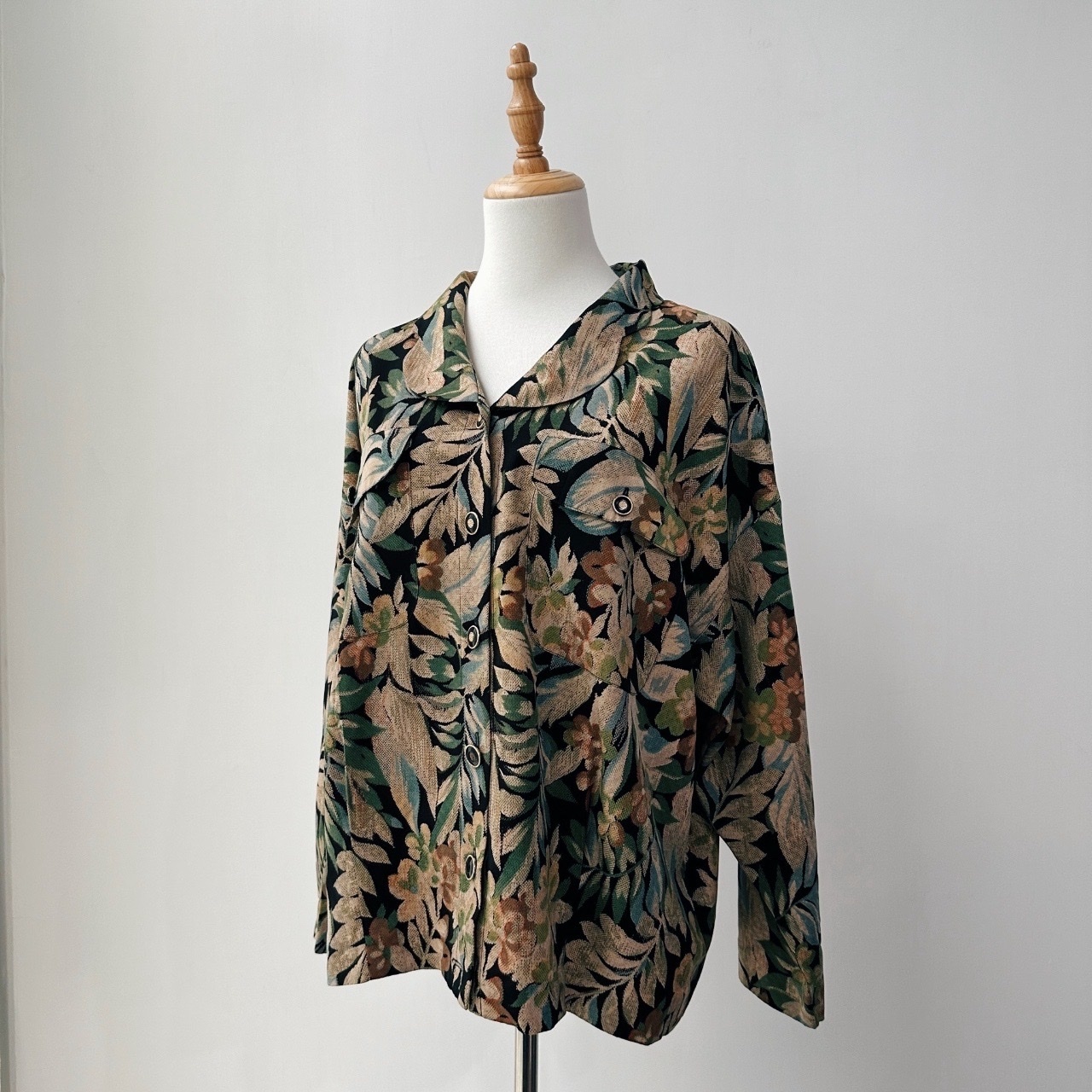 夜間低解析度植物圖案長袖上衣