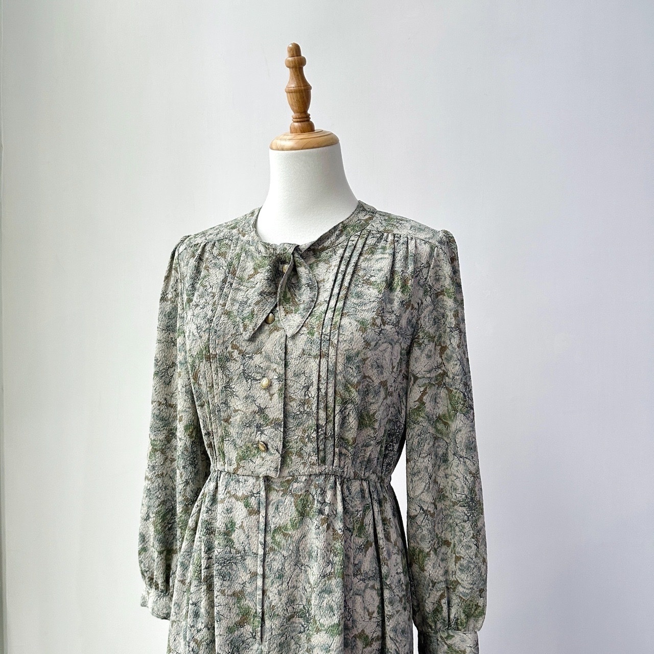 大自然雲朵感和服布連身裙